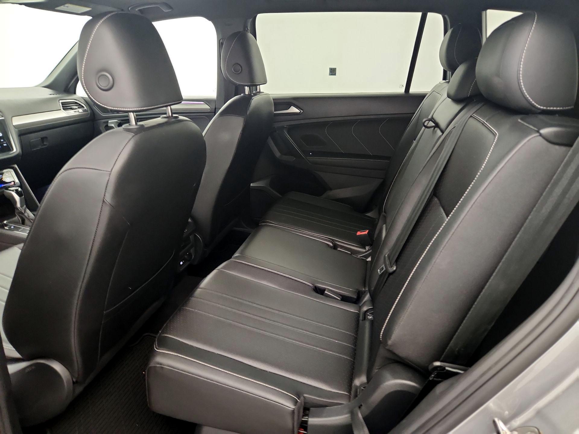 Thumbnail: 2023 Volkswagen Tiguan - 20
