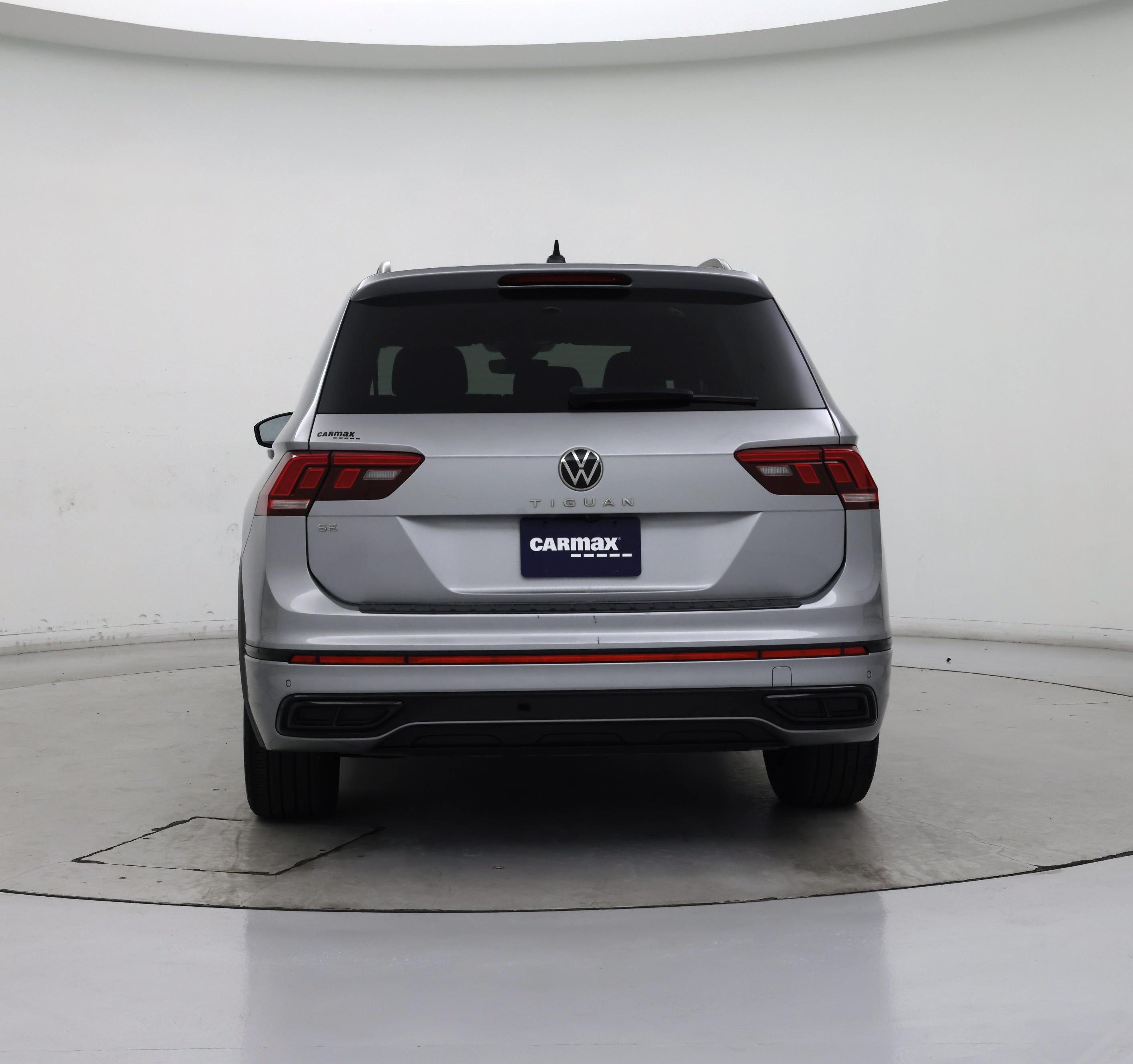 Thumbnail: 2023 Volkswagen Tiguan - 6