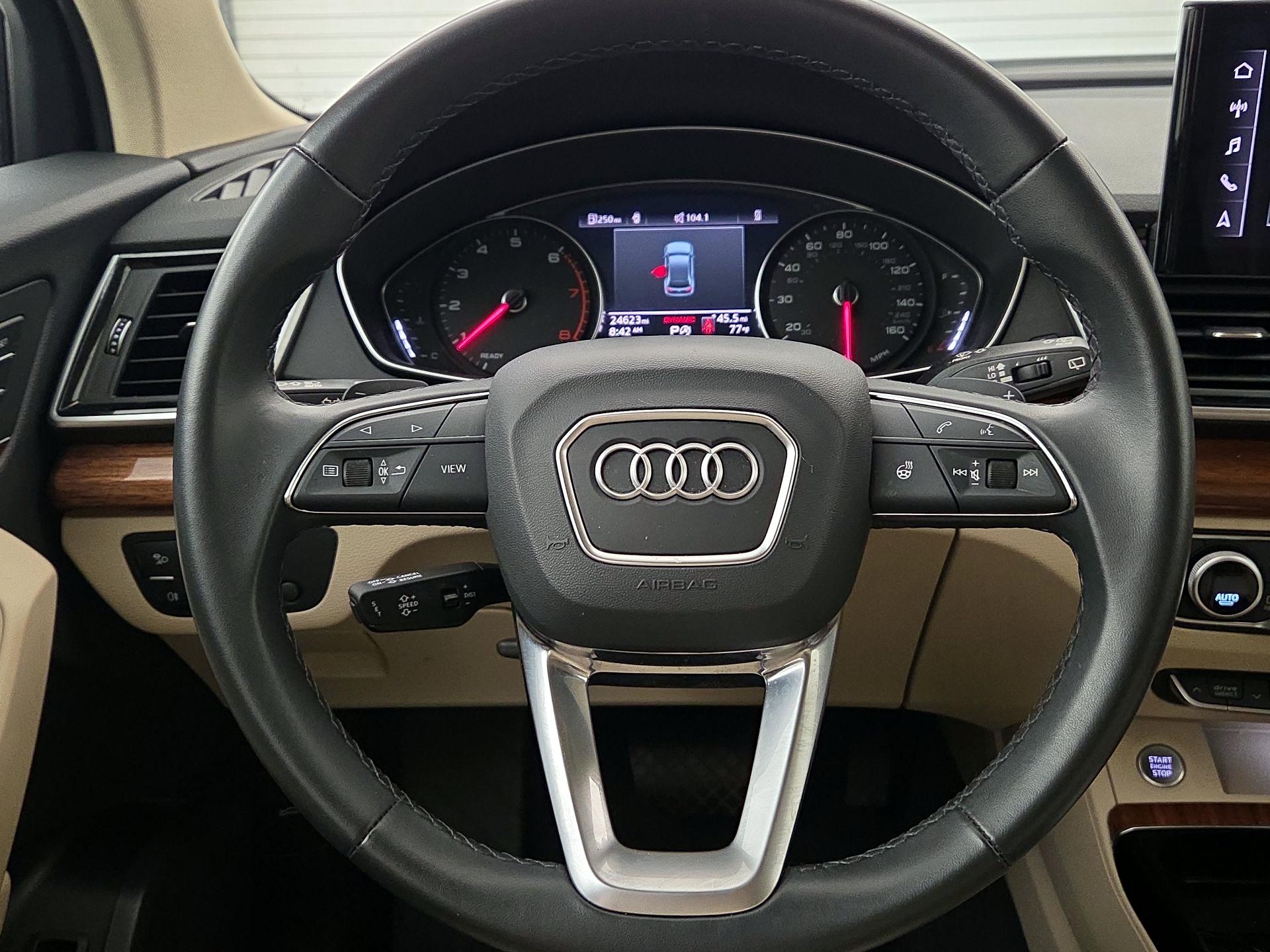 Thumbnail: 2023 Audi Q5 - 10