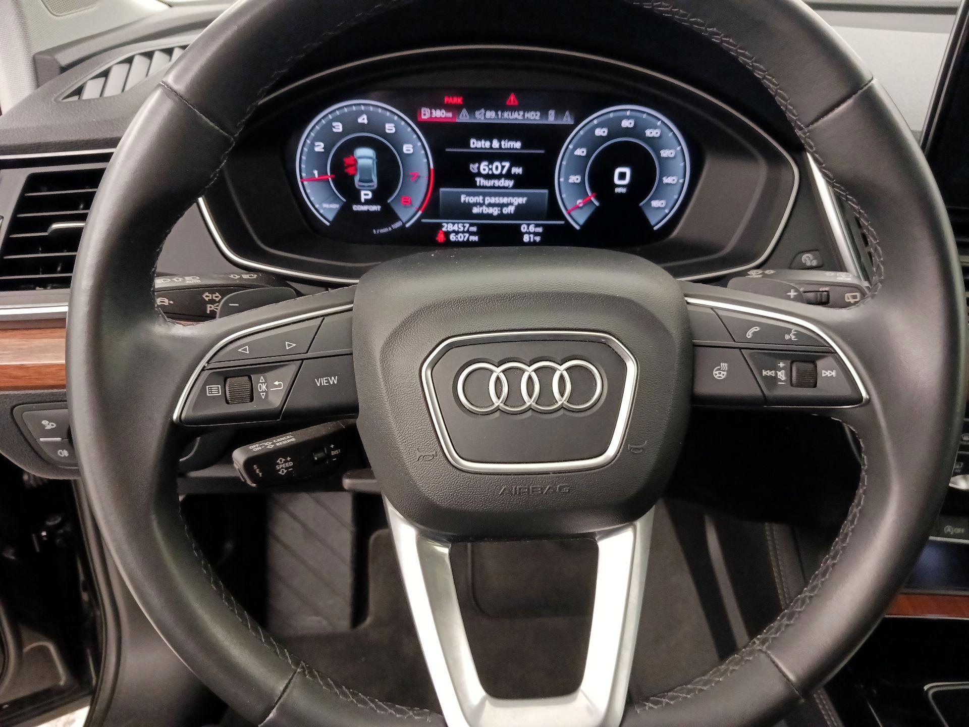 Thumbnail: 2023 Audi Q5 - 10