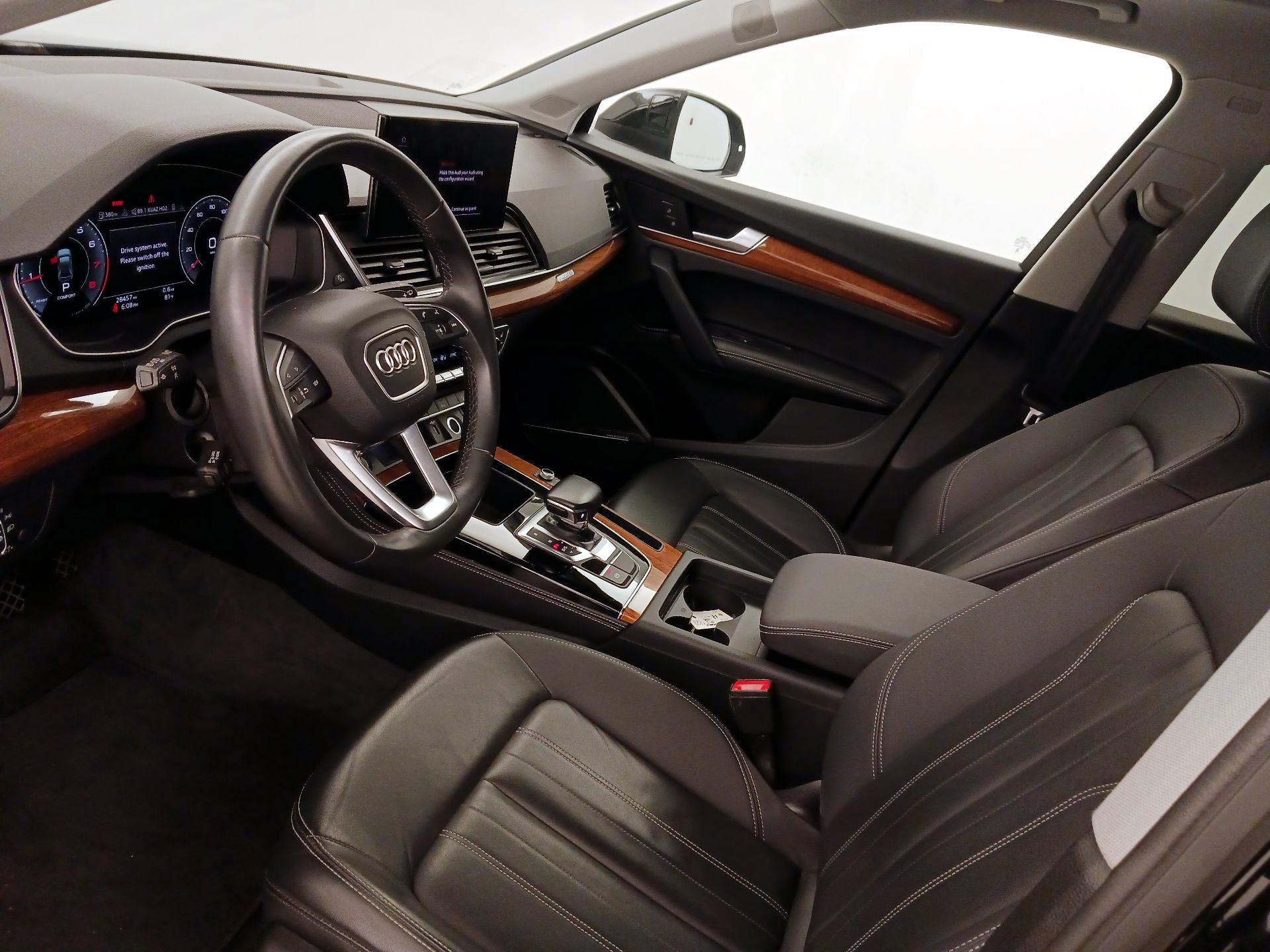 Thumbnail: 2023 Audi Q5 - 11