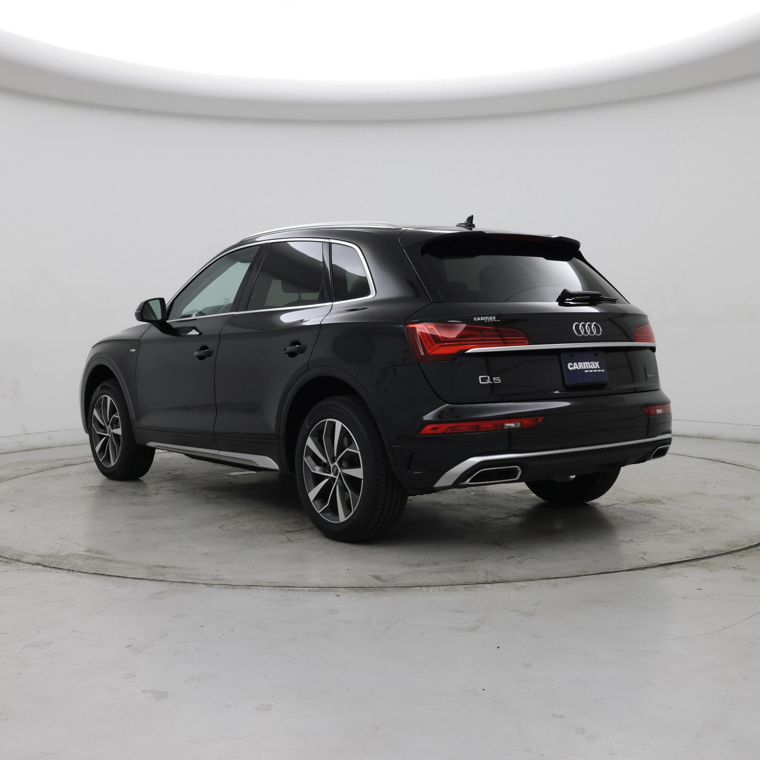 Thumbnail: 2023 Audi Q5 - 2