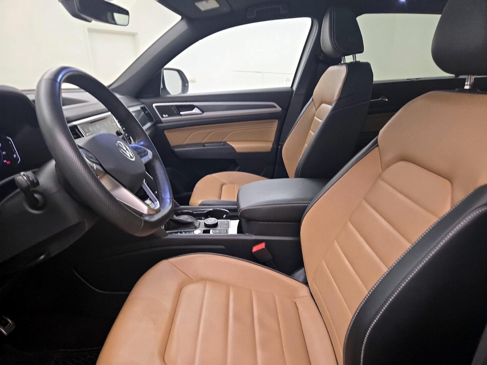 2023 Volkswagen Atlas Cross Sport SEL Premium R-Line - Photo 12