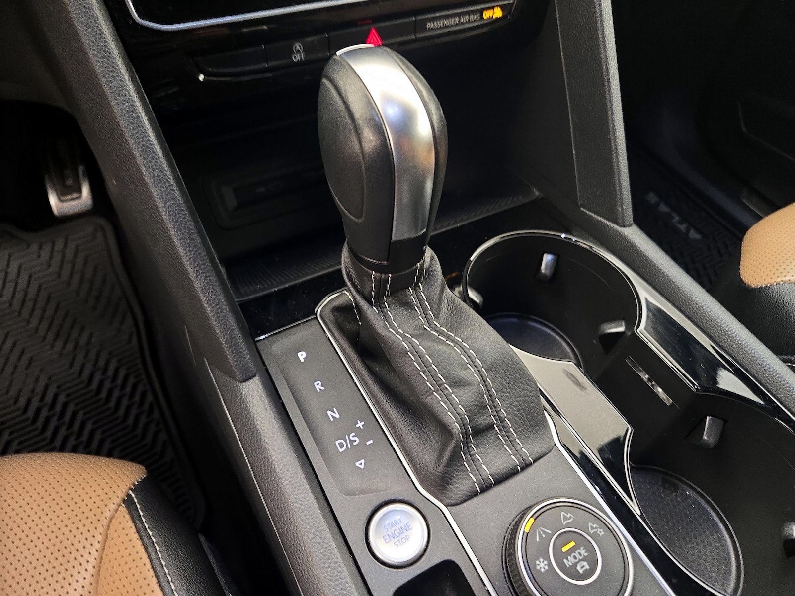 2023 Volkswagen Atlas Cross Sport SEL Premium R-Line - Photo 18