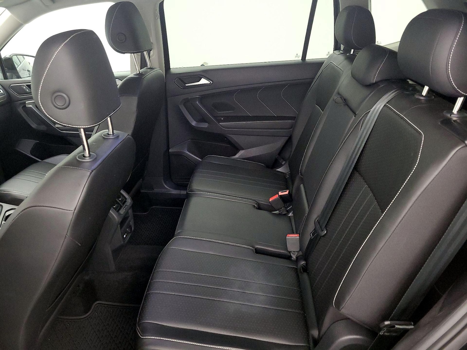 2023 Volkswagen Tiguan SE - Photo 21