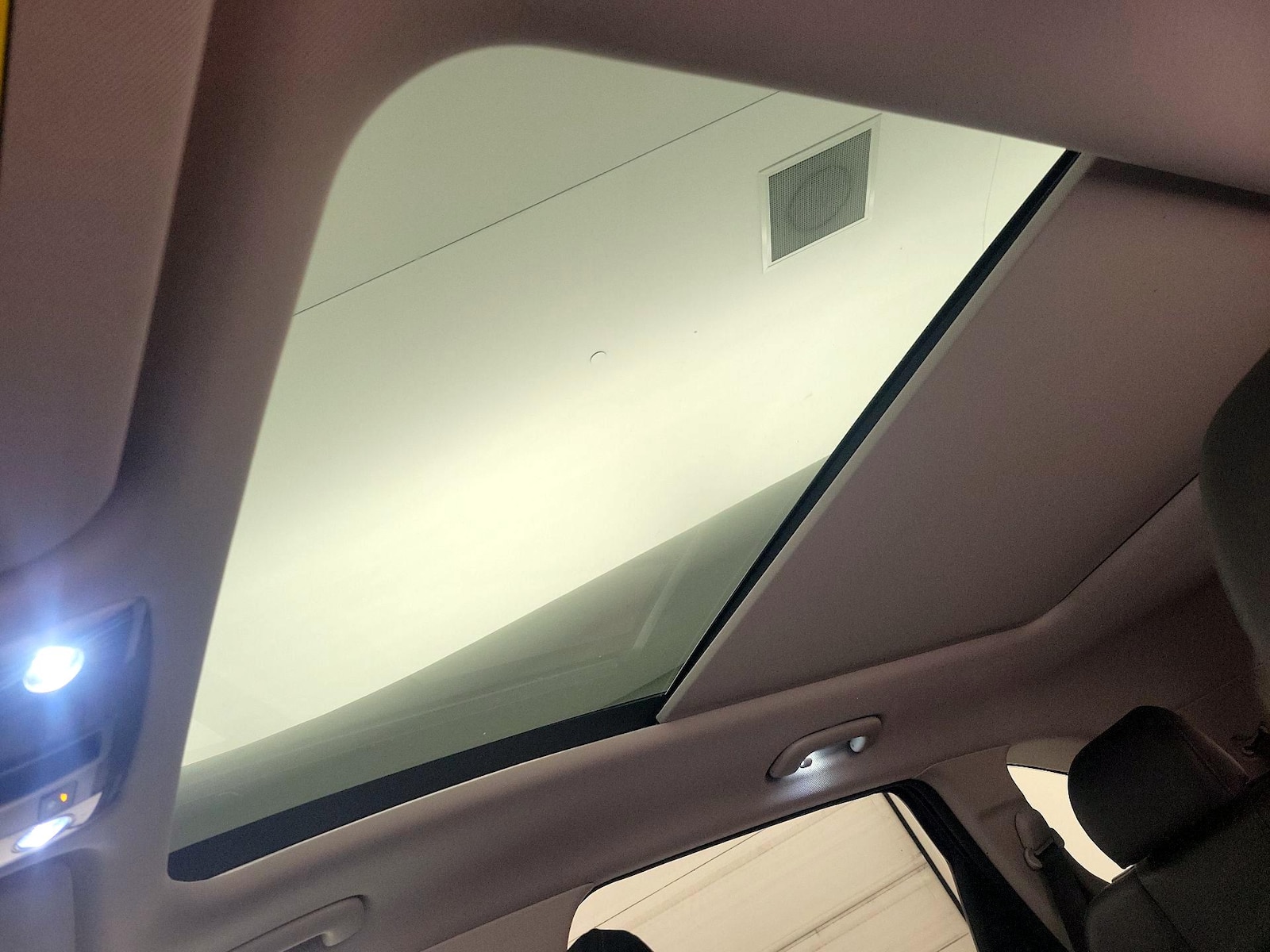 2024 Kia Sorento X-Line SX - Photo 21
