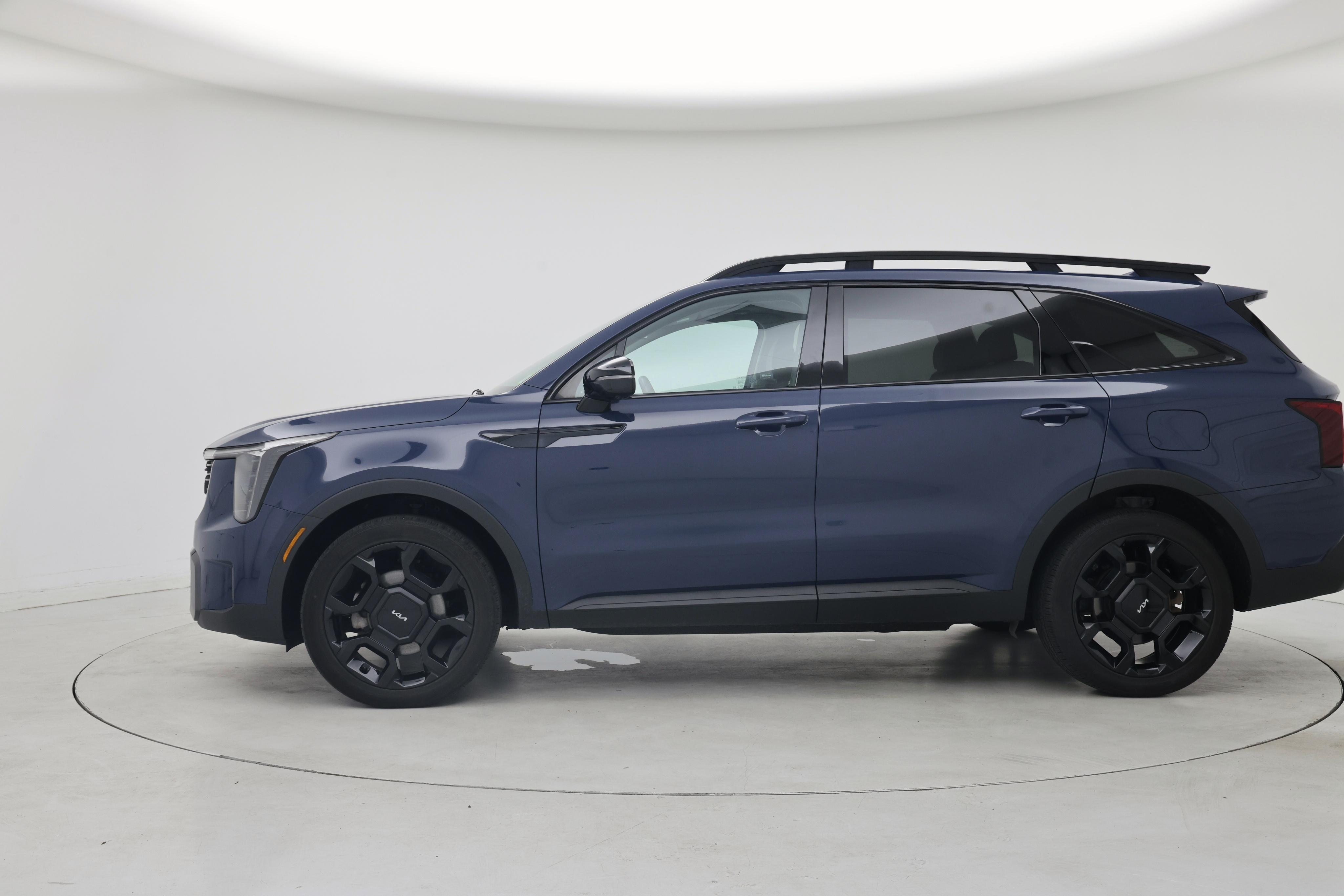 Thumbnail: 2024 Kia Sorento - 3