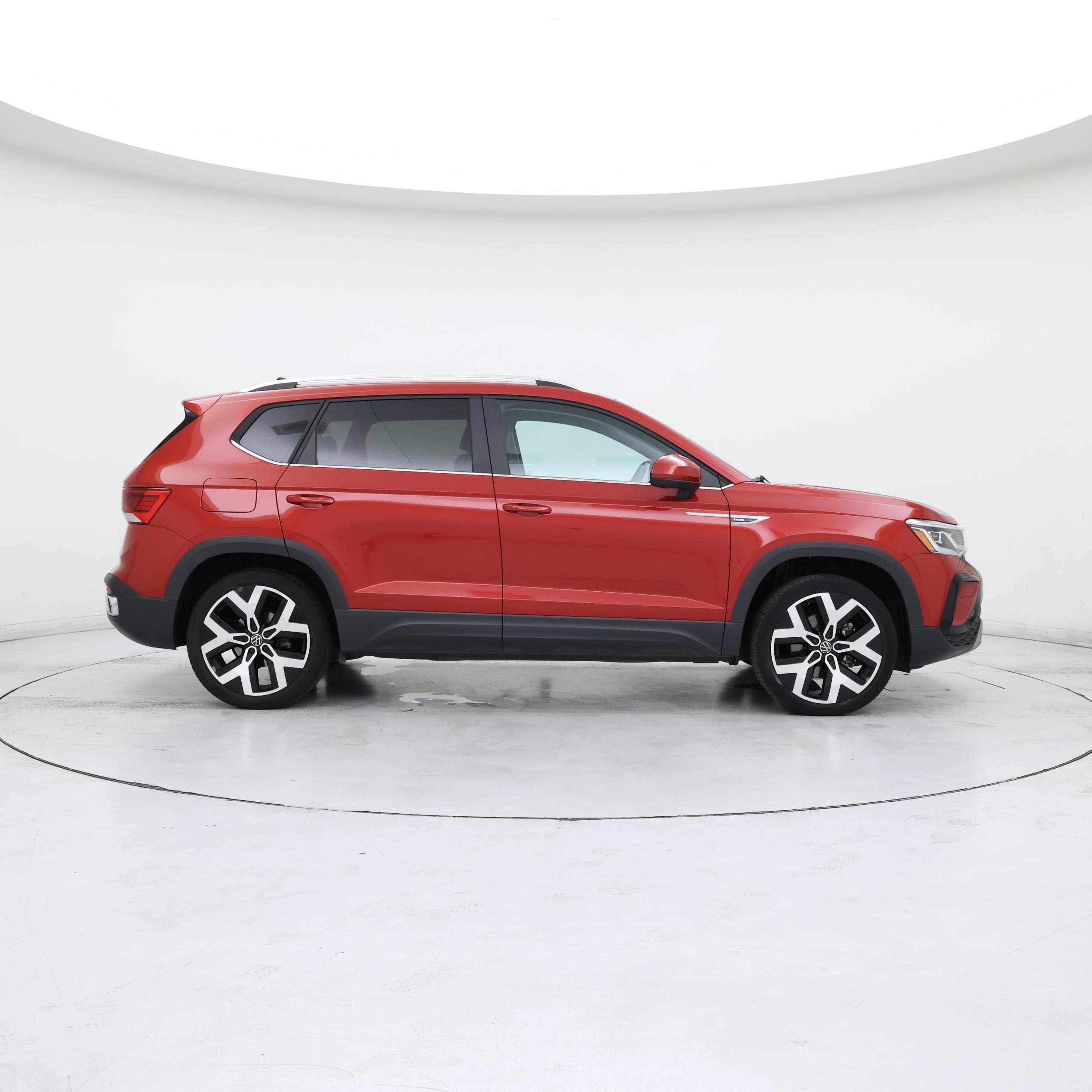 Thumbnail: 2023 Volkswagen Taos - 7