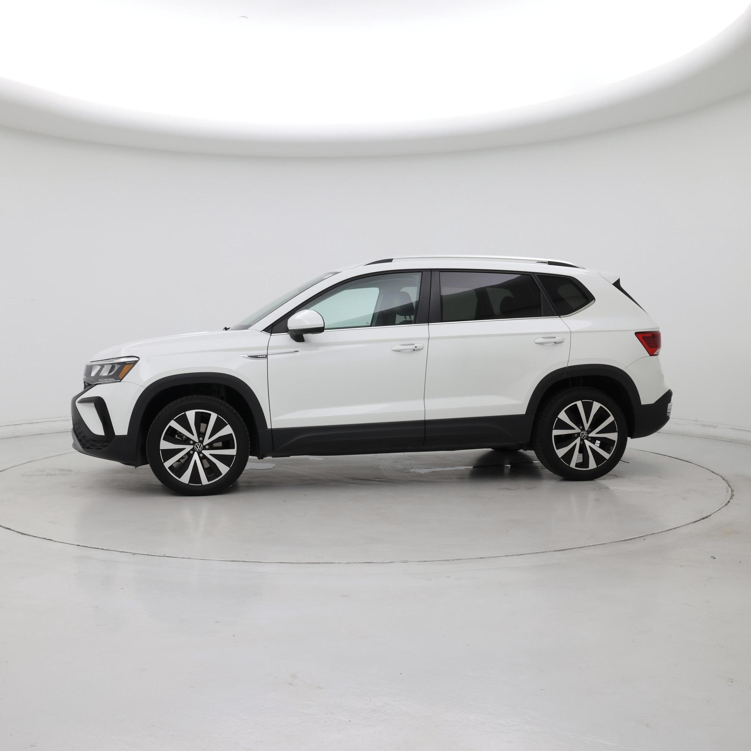 Thumbnail: 2024 Volkswagen Taos - 3