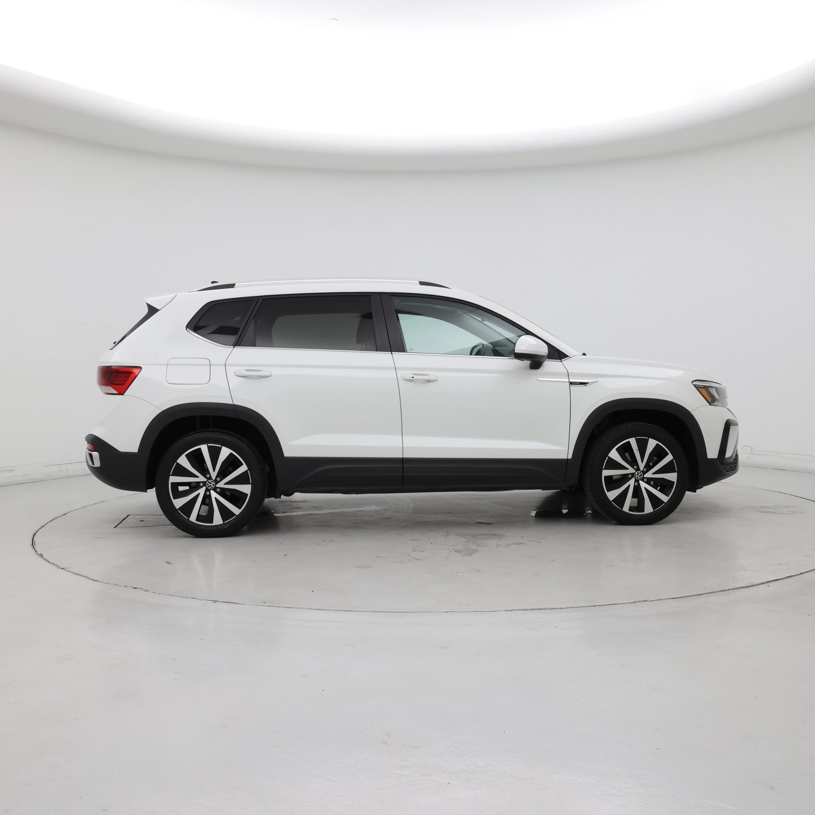 Thumbnail: 2024 Volkswagen Taos - 7