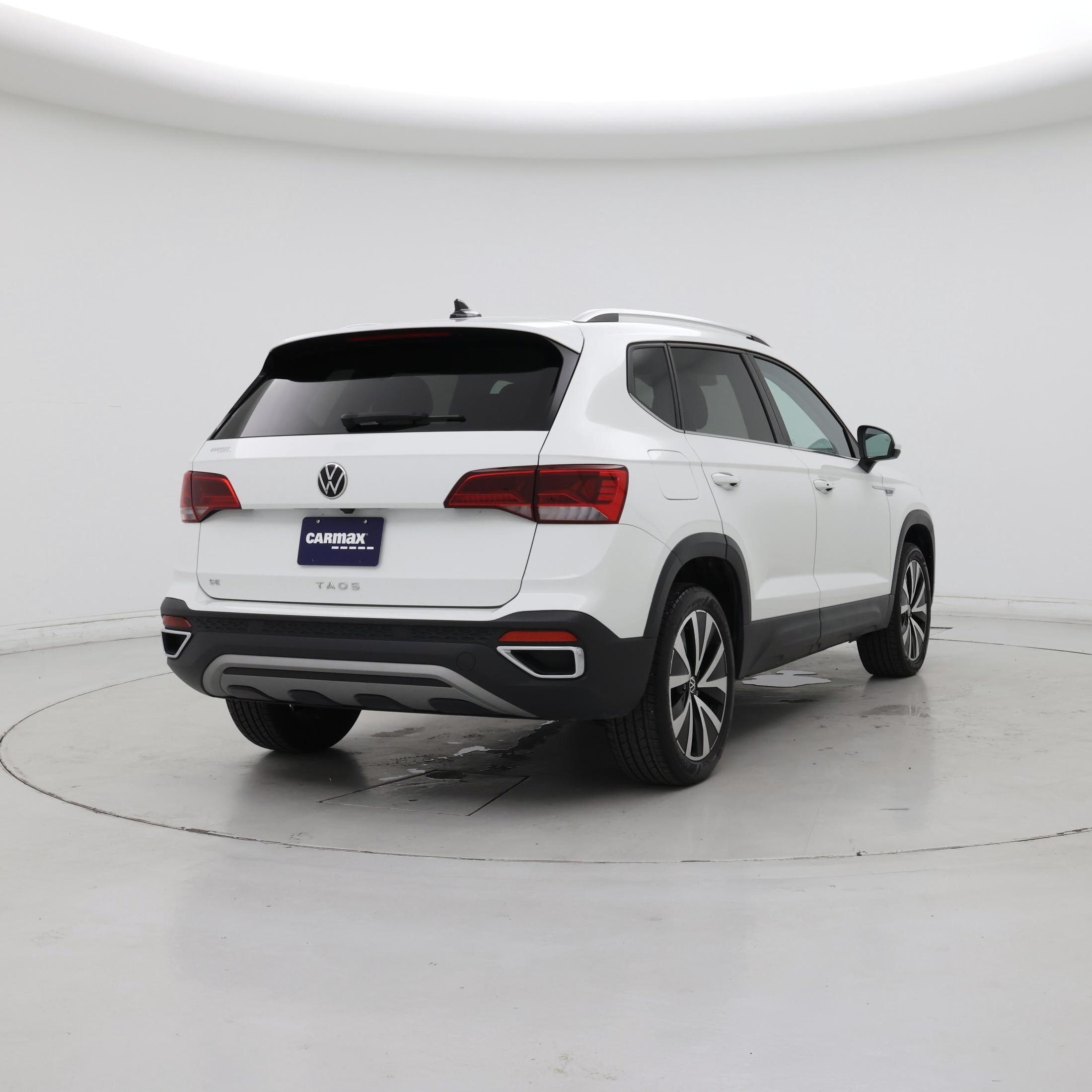 Thumbnail: 2024 Volkswagen Taos - 8