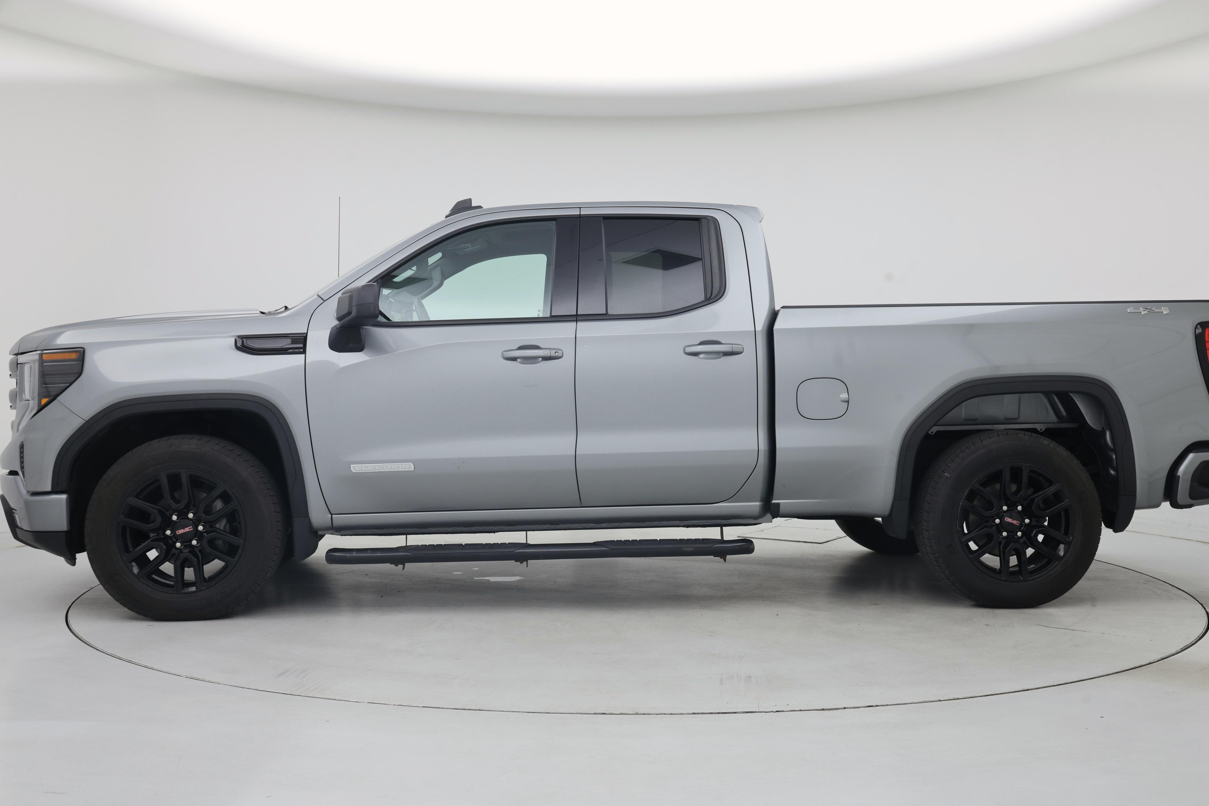 Thumbnail: 2023 GMC Sierra 1500 - 3
