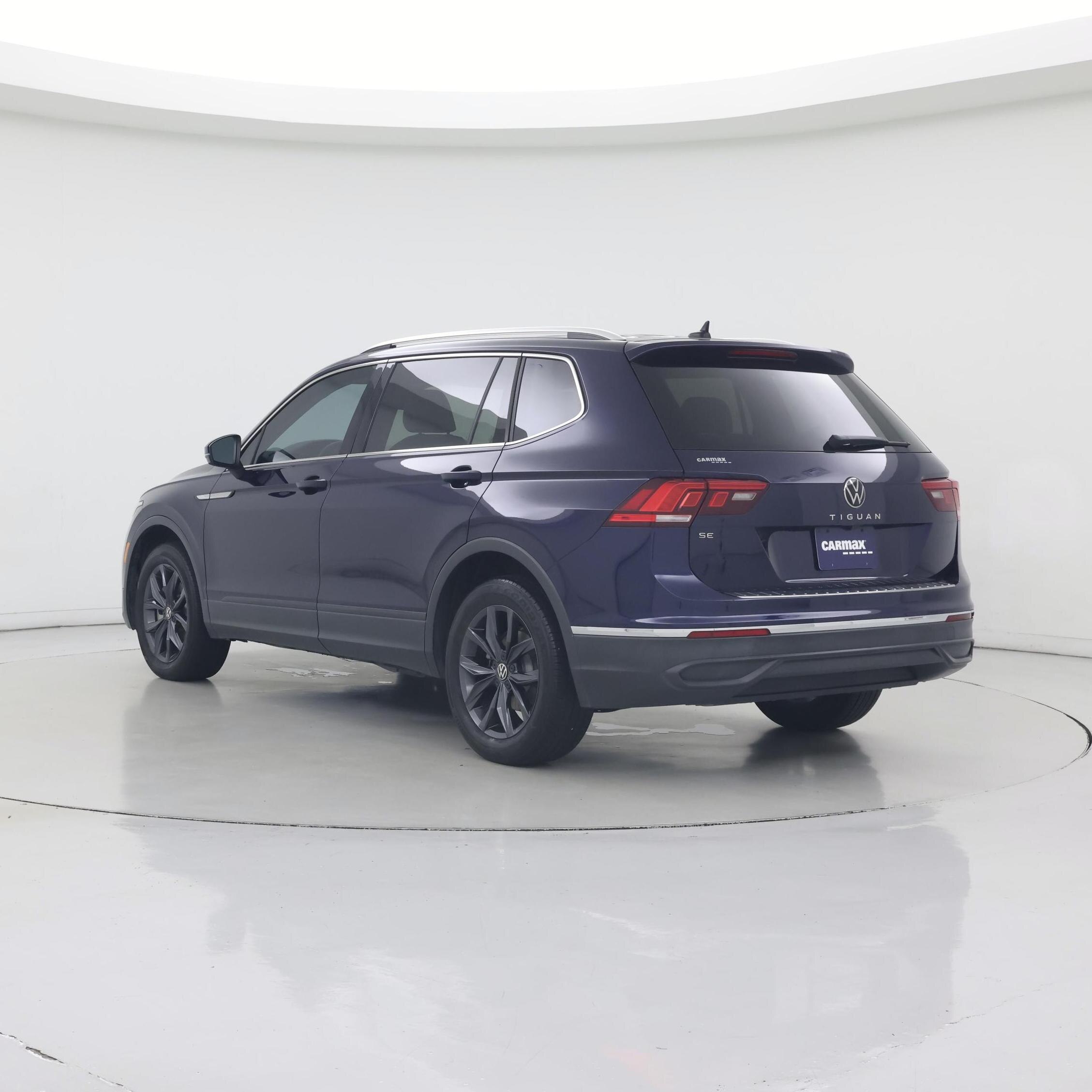 Thumbnail: 2023 Volkswagen Tiguan - 2