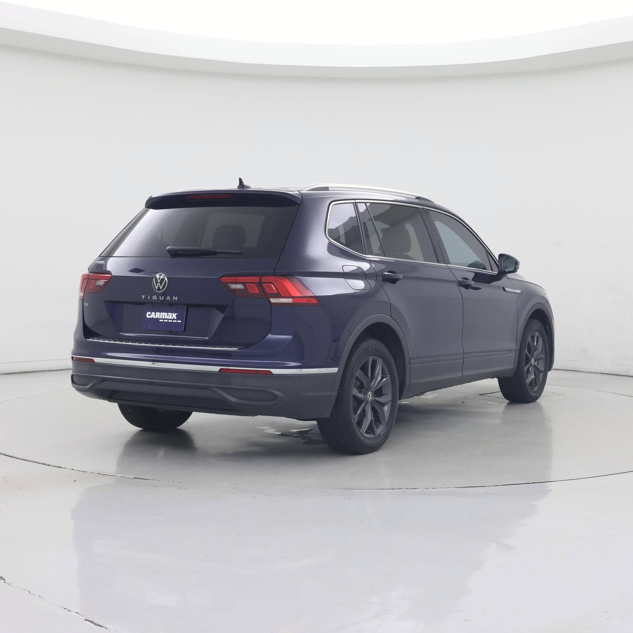 Thumbnail: 2023 Volkswagen Tiguan - 8
