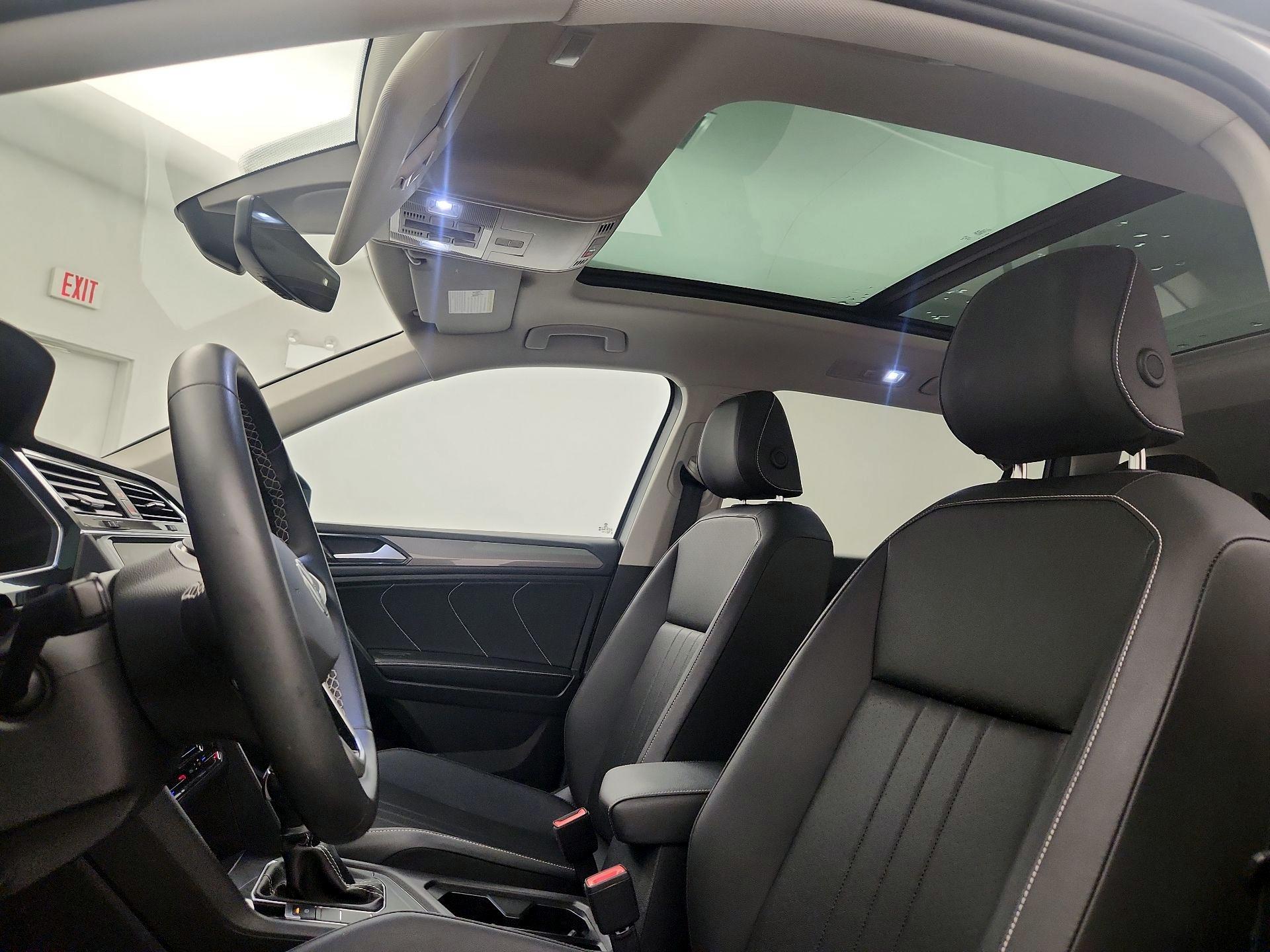 Thumbnail: 2023 Volkswagen Tiguan - 19