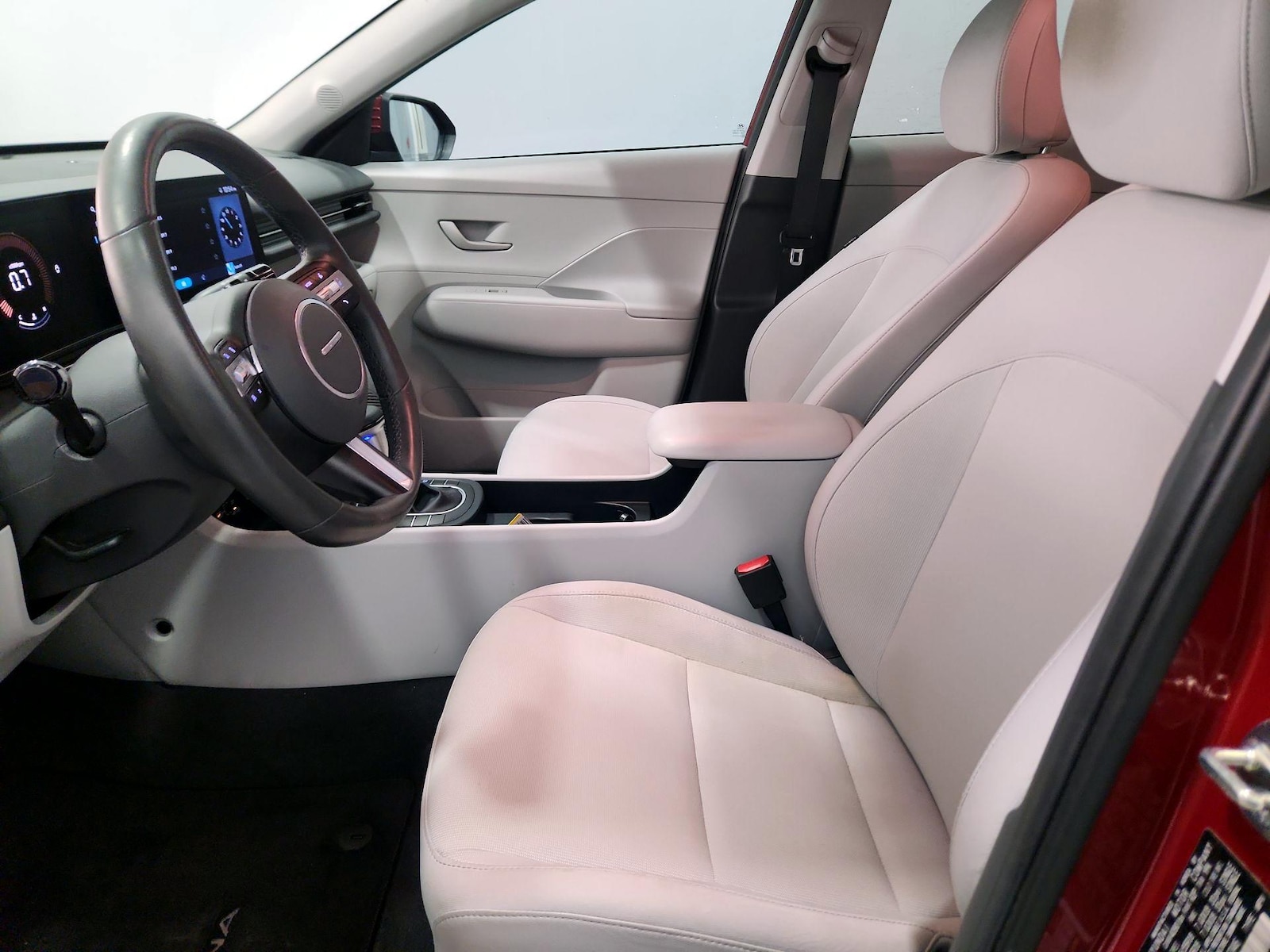2024 Hyundai Kona SEL - Photo 12