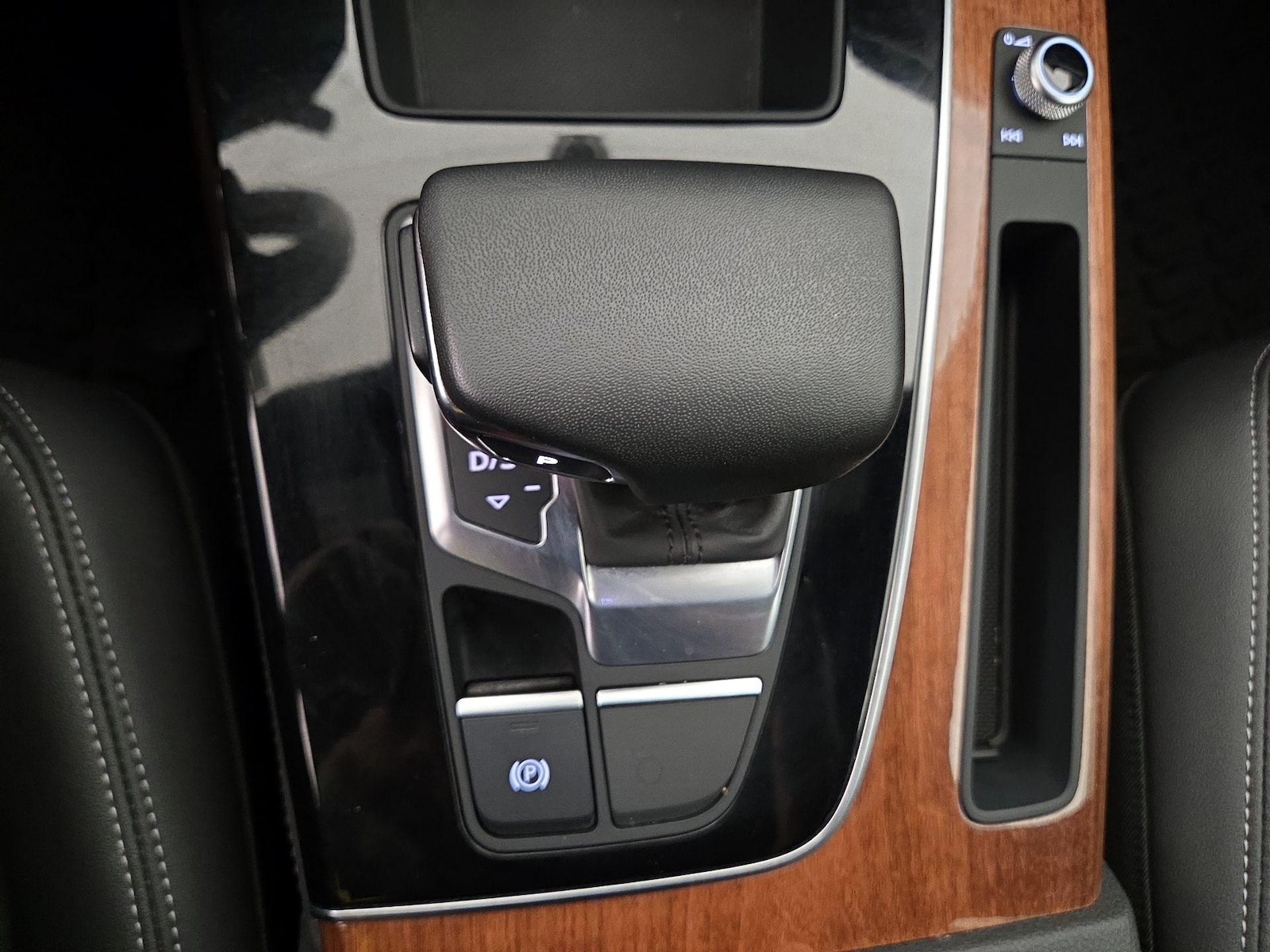 2023 Audi Q5 Premium Plus - Photo 18