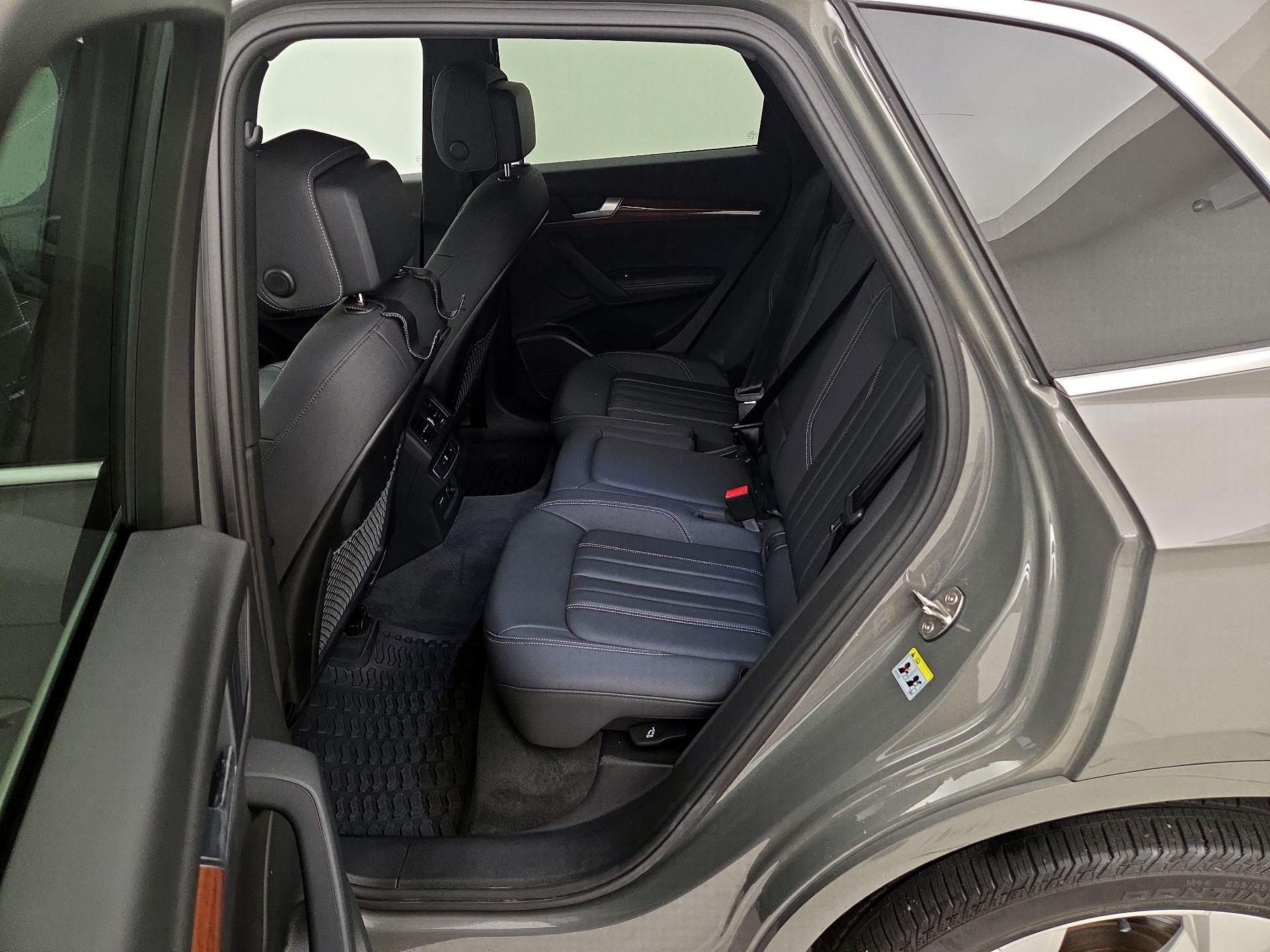 Thumbnail: 2023 Audi Q5 - 19
