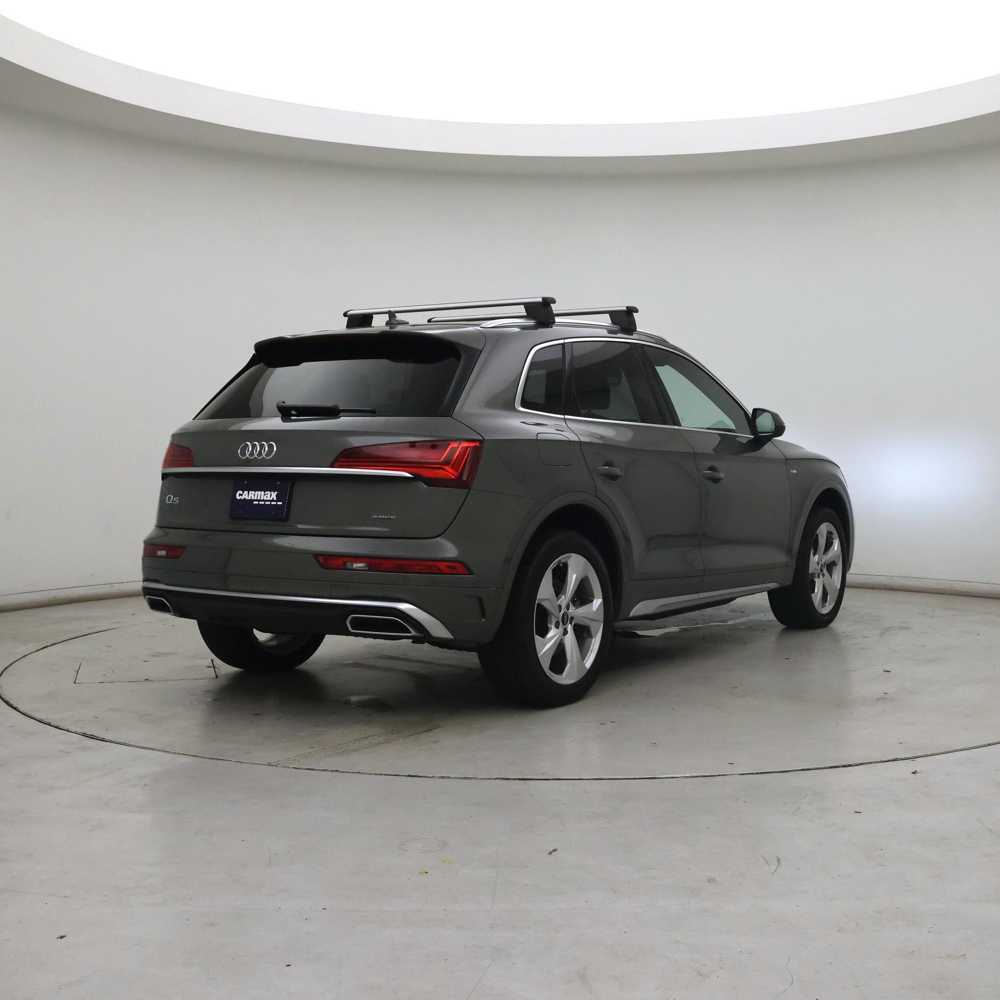 Thumbnail: 2023 Audi Q5 - 8