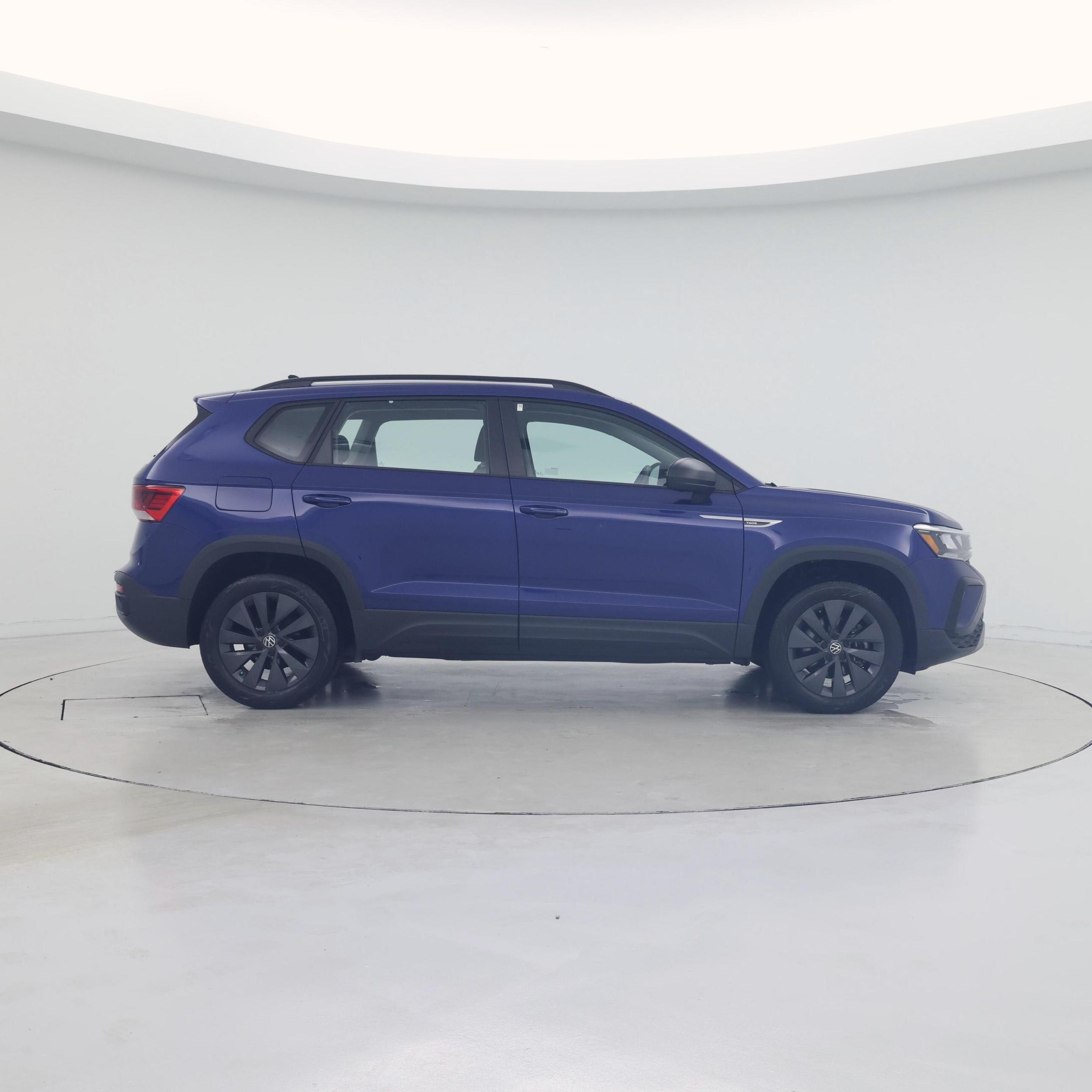 Thumbnail: 2024 Volkswagen Taos - 7
