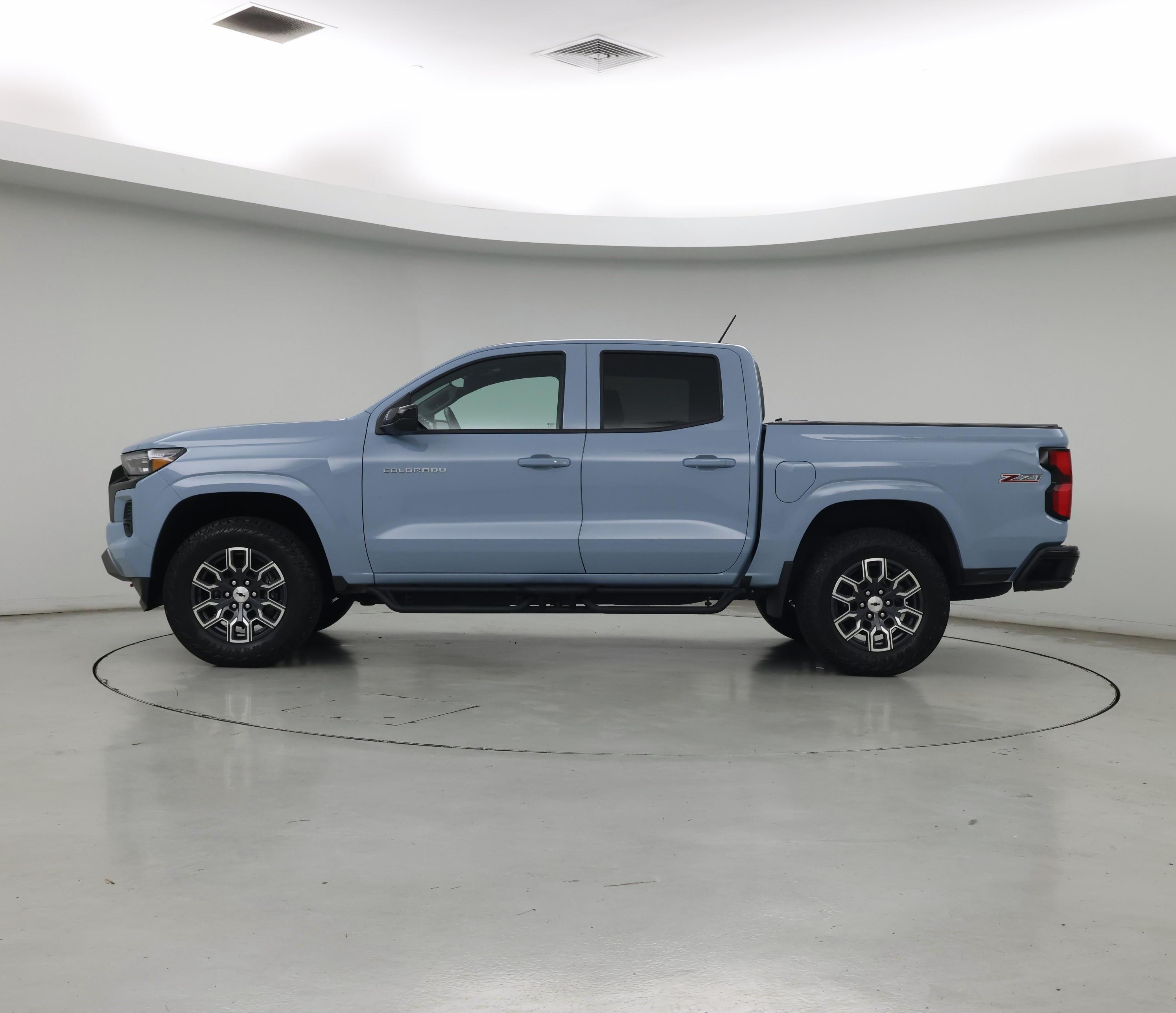 Thumbnail: 2025 Chevrolet Colorado - 3