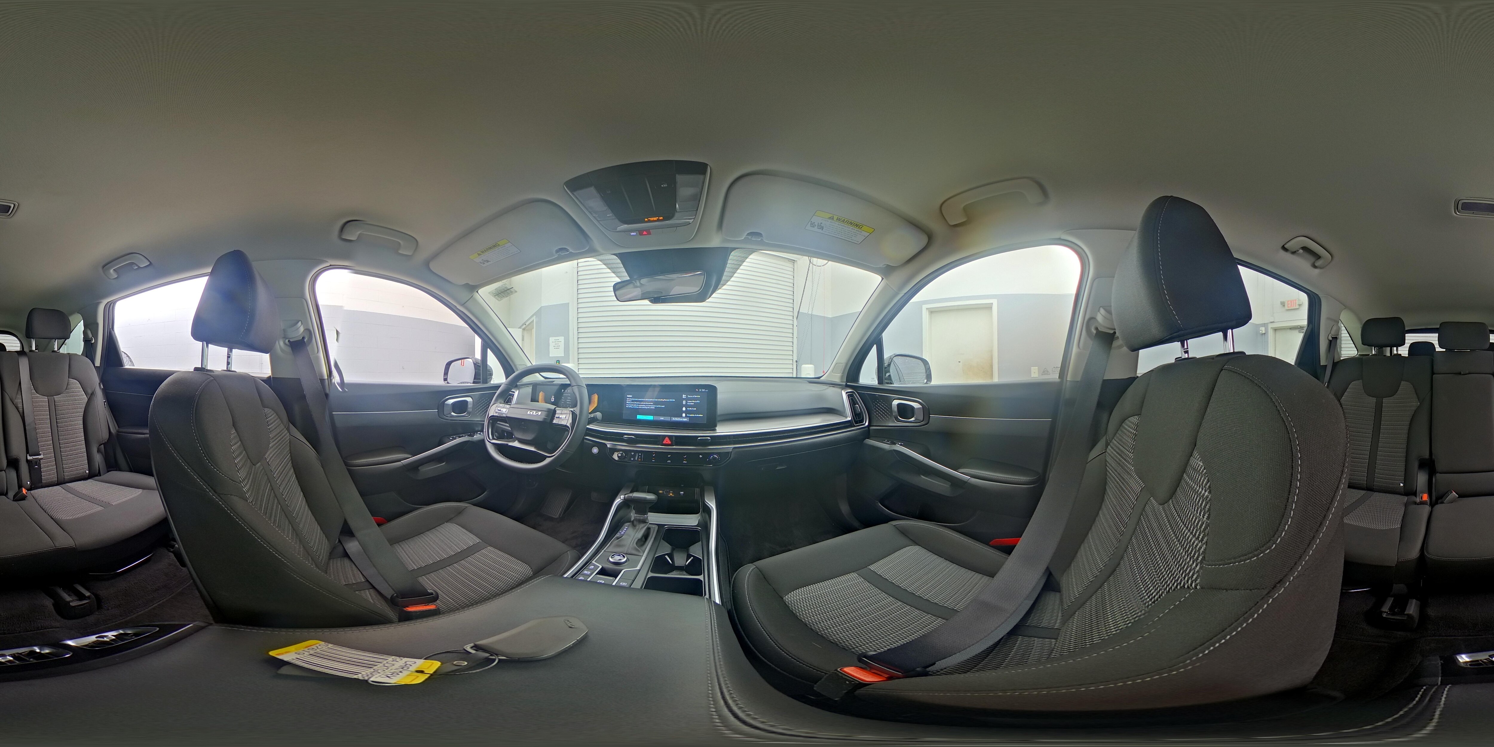 2026 Kia Sorento LX - Photo 24