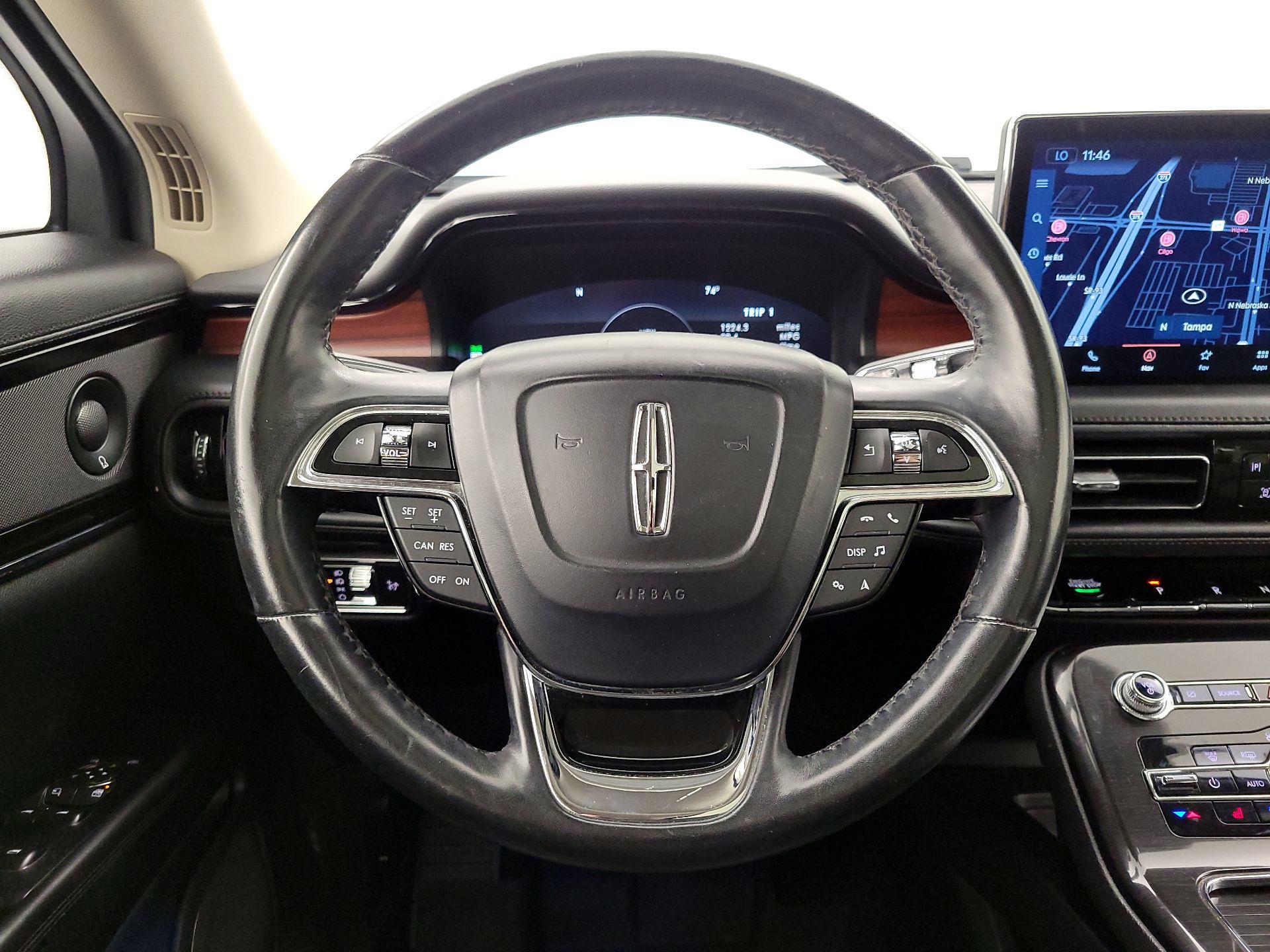 Thumbnail: 2022 Lincoln Nautilus - 10