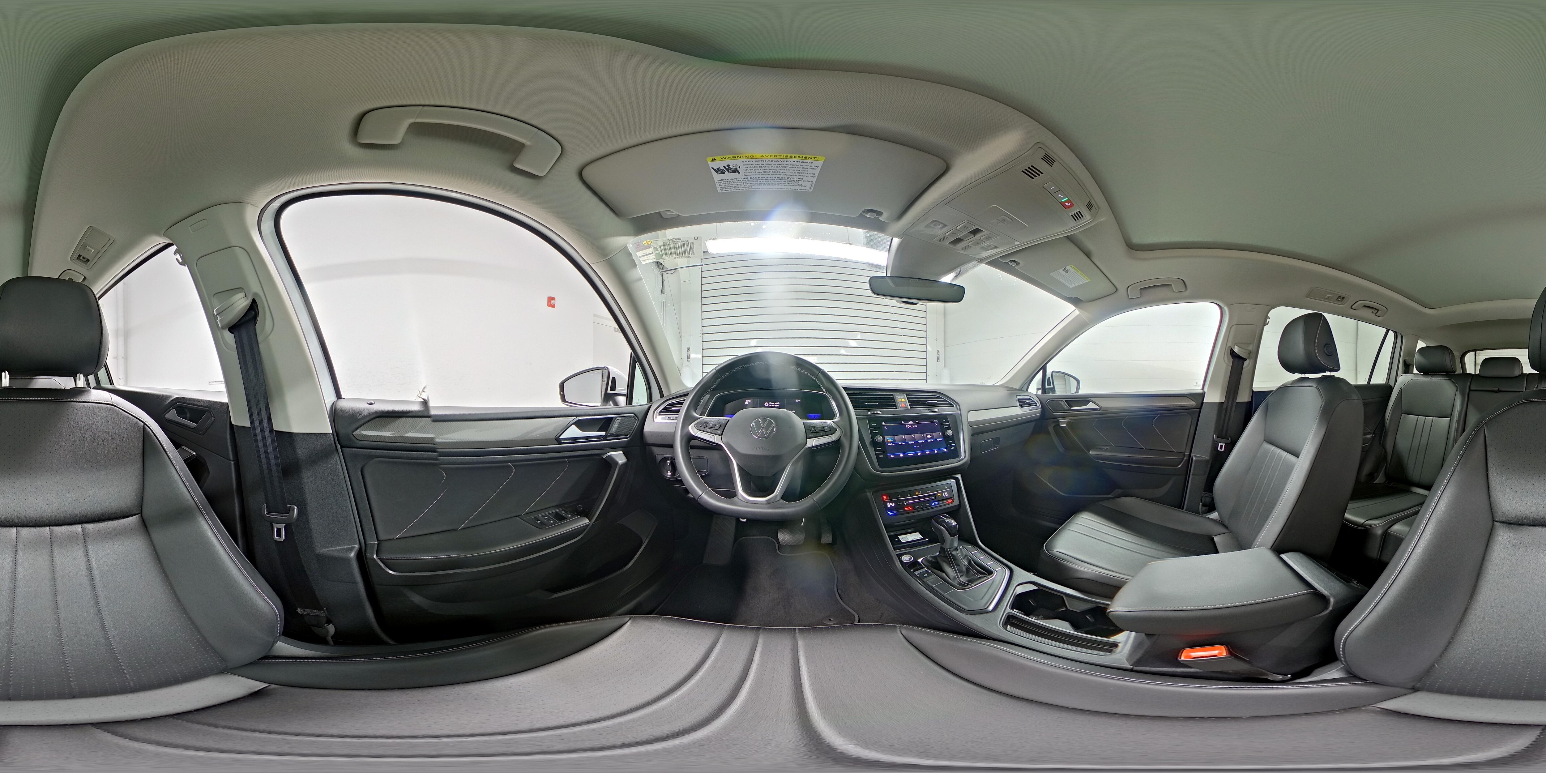2023 Volkswagen Tiguan SE - Photo 24