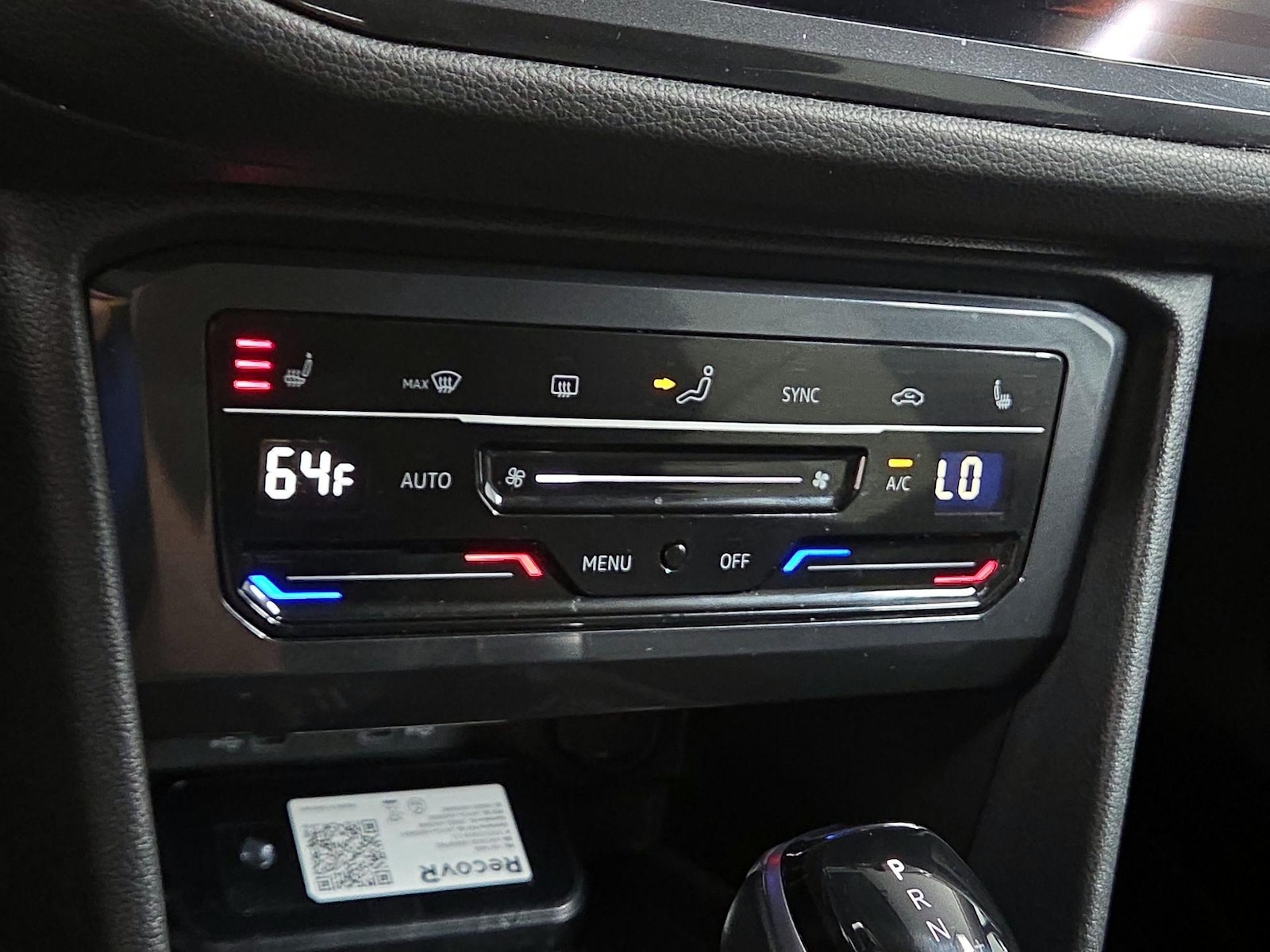 2023 Volkswagen Tiguan SE - Photo 16