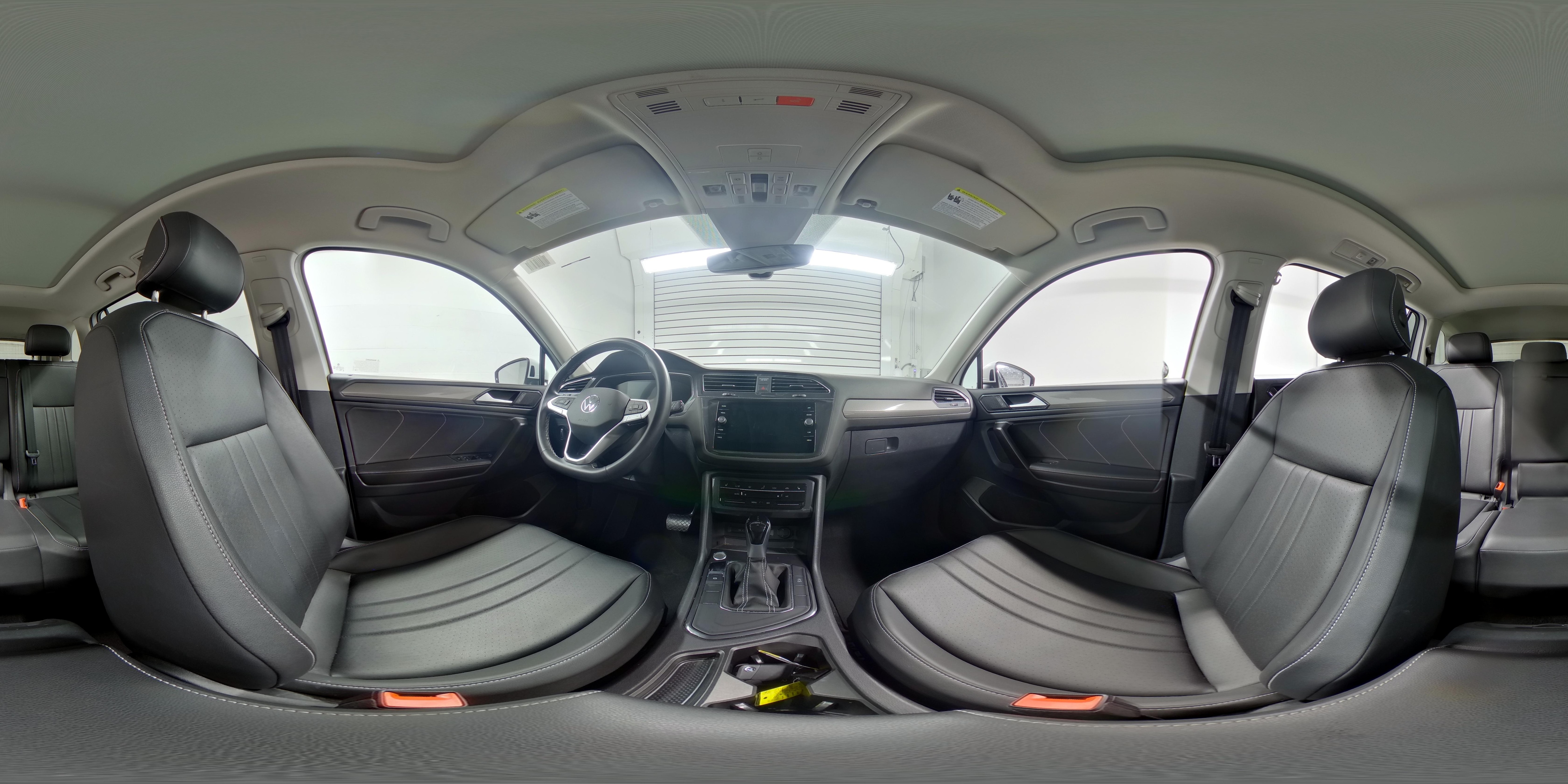 2023 Volkswagen Tiguan SE - Photo 27