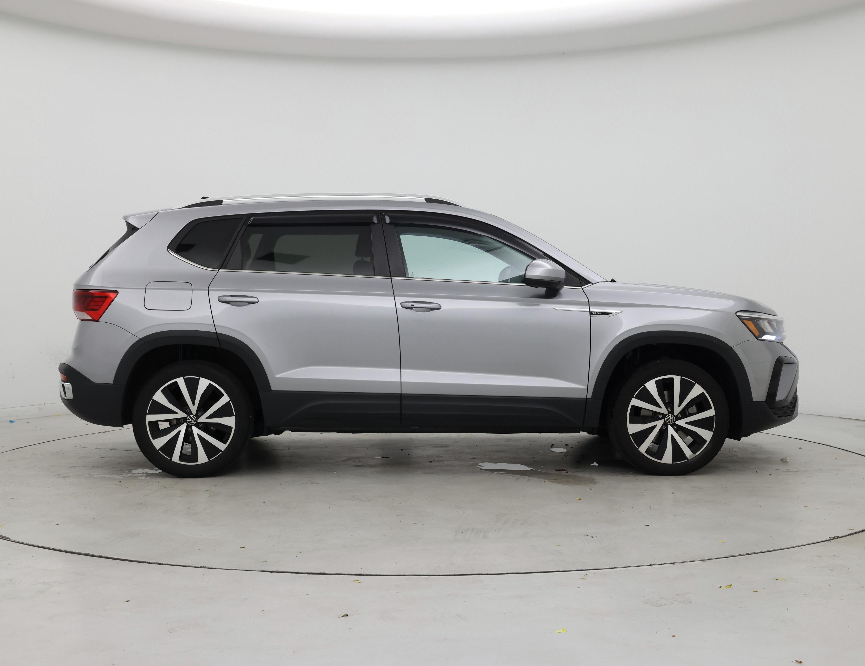 Thumbnail: 2023 Volkswagen Taos - 7