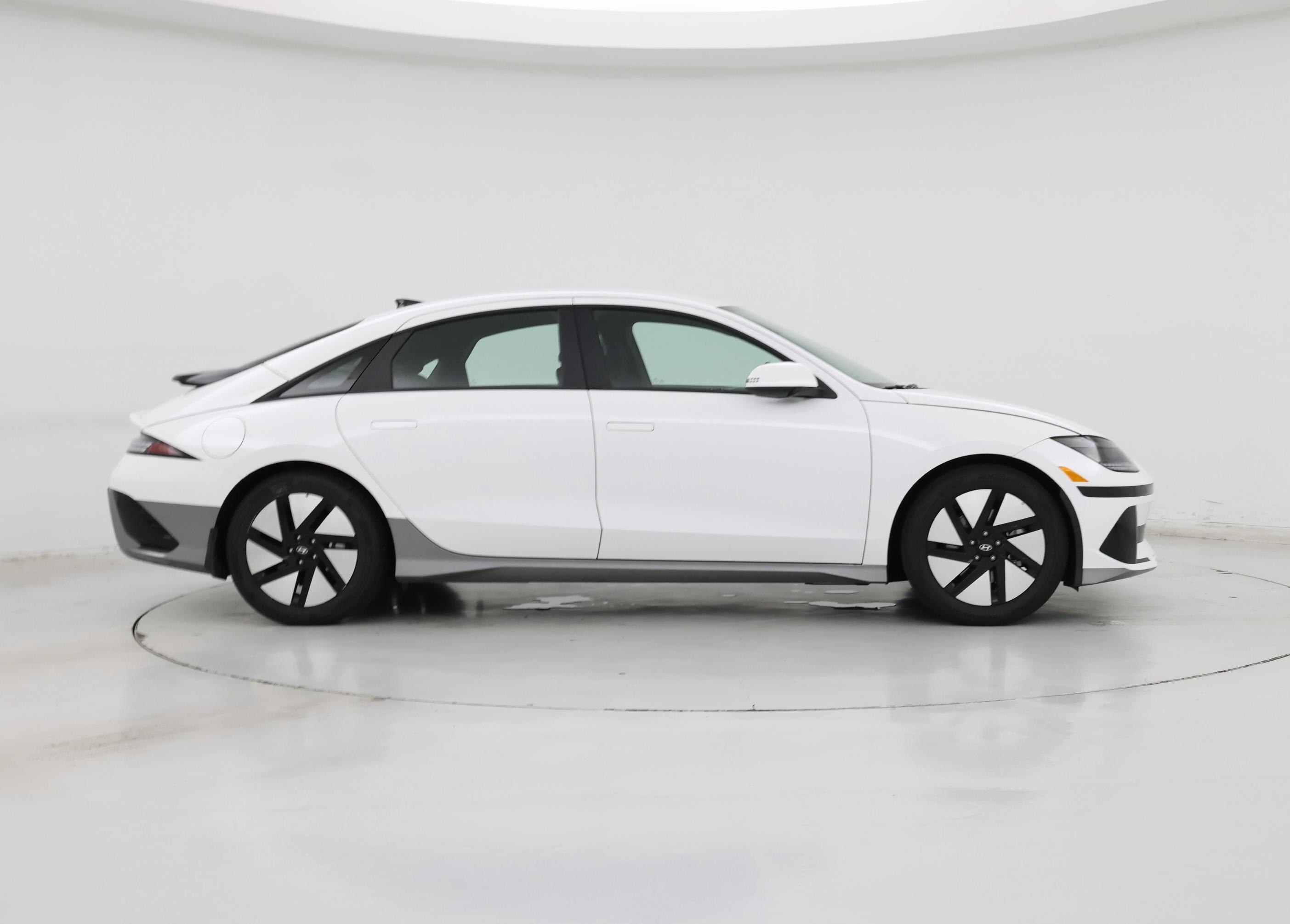 Thumbnail: 2024 Hyundai Ioniq 6 - 7