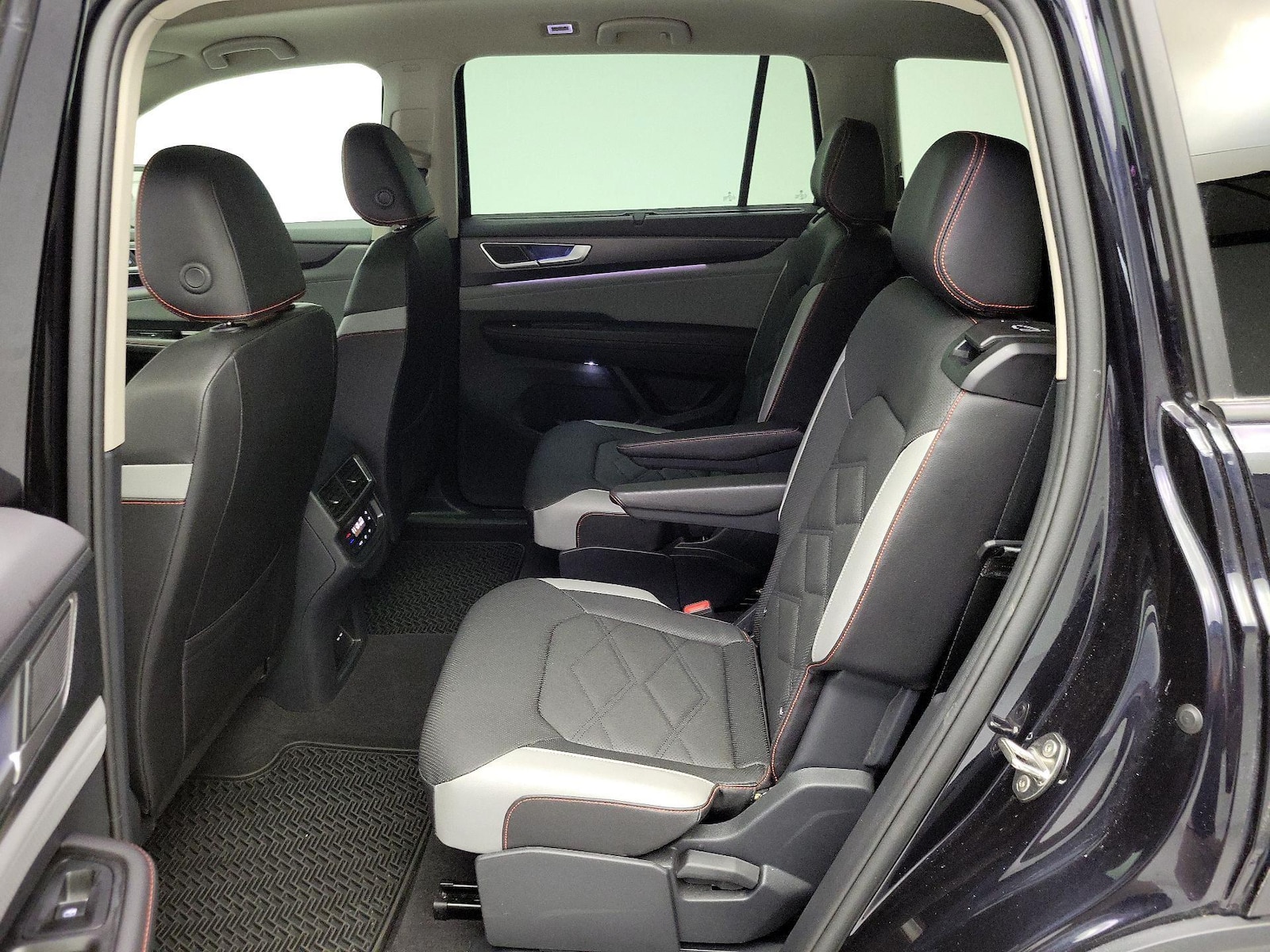 2025 Volkswagen Atlas Atlas Peak Edition - Photo 20