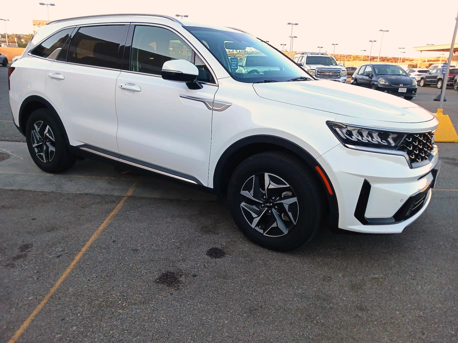 2024 Kia Sorento EX Hybrid - Photo 4