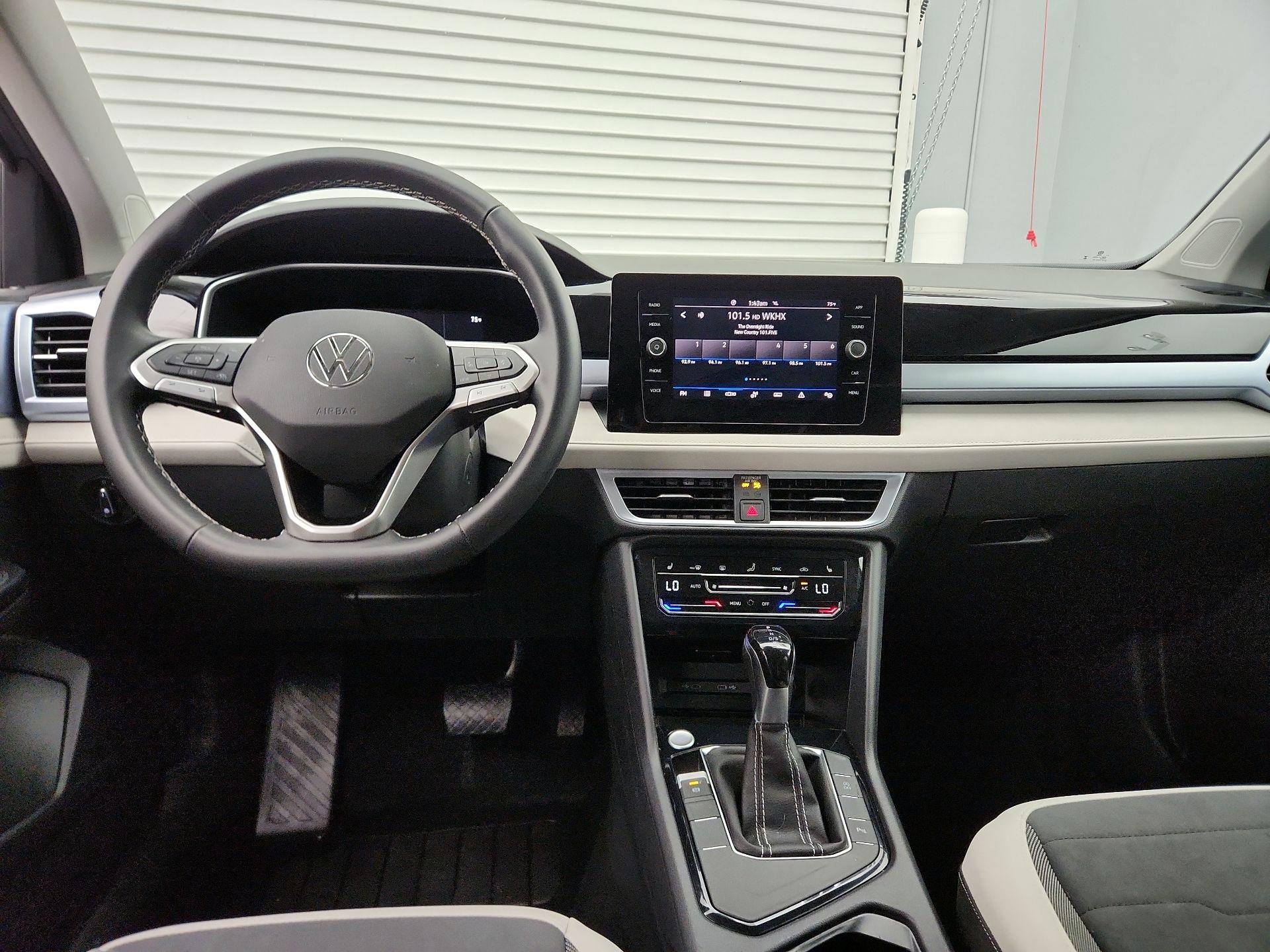 Thumbnail: 2026 Volkswagen Taos - 9