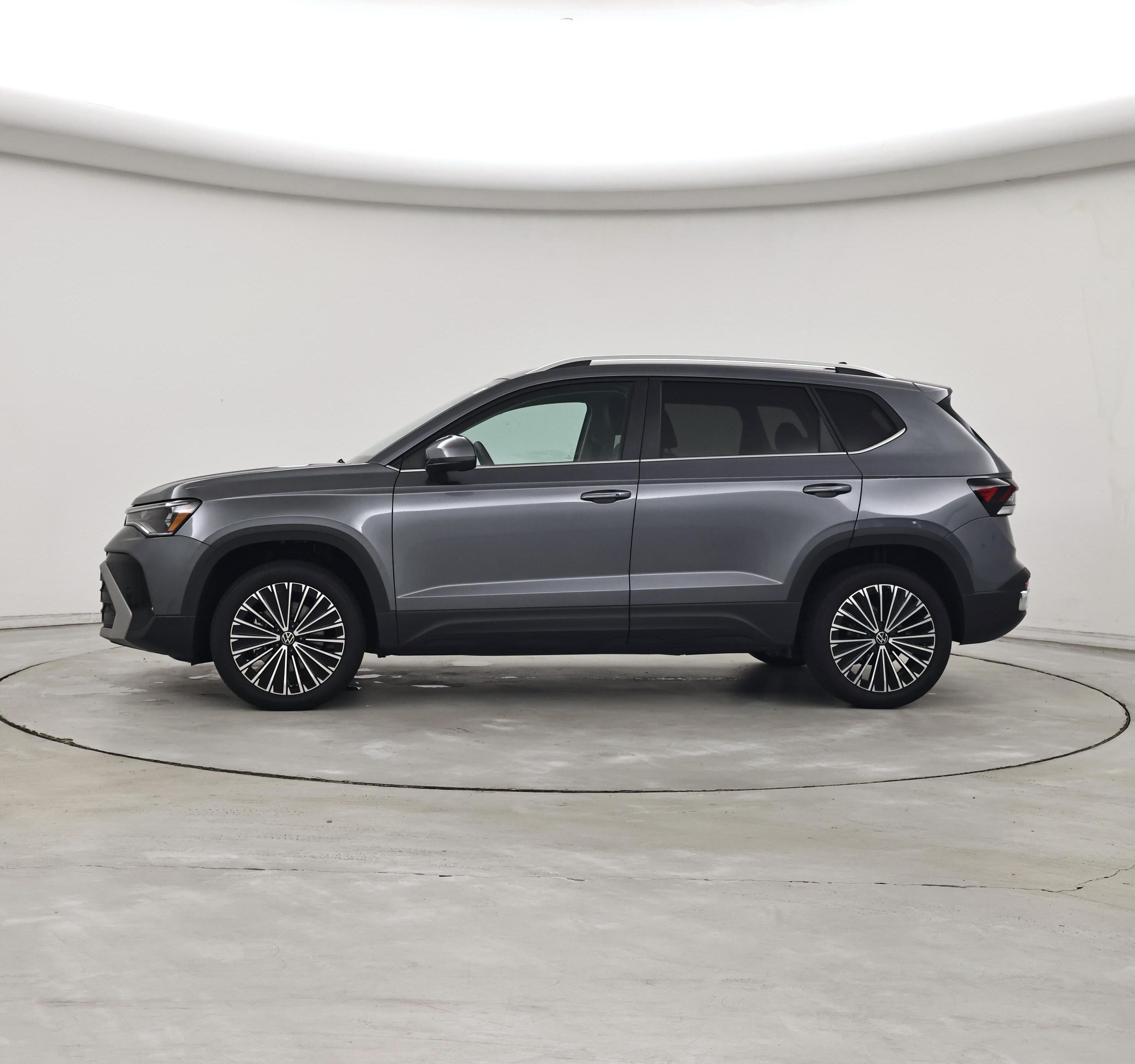 Thumbnail: 2026 Volkswagen Taos - 3