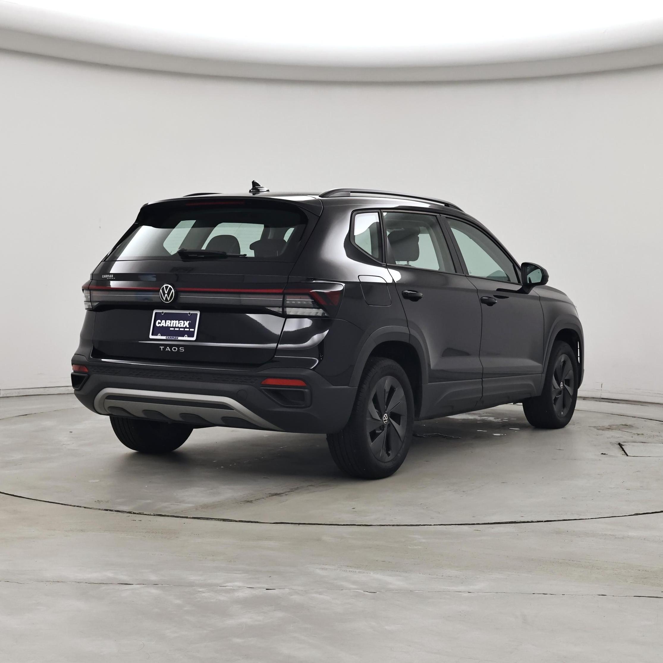 Thumbnail: 2025 Volkswagen Taos - 8