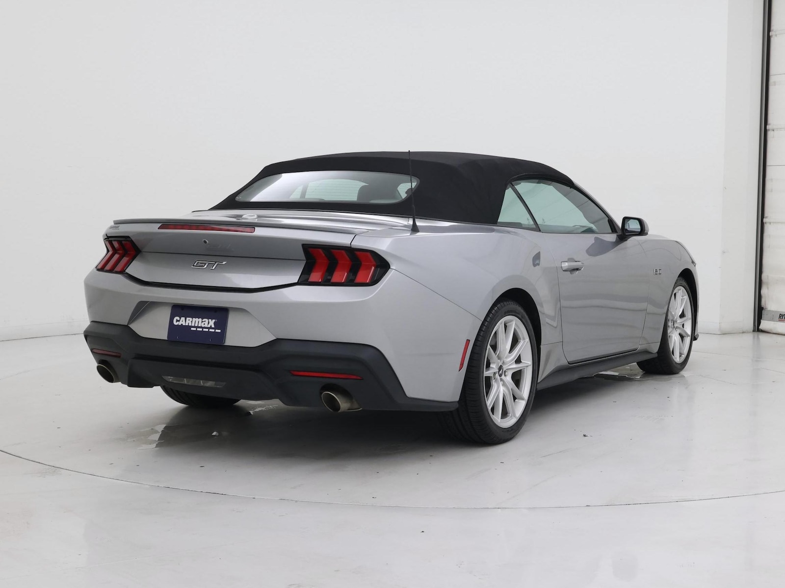 2024 Ford Mustang GT Premium - Photo 9
