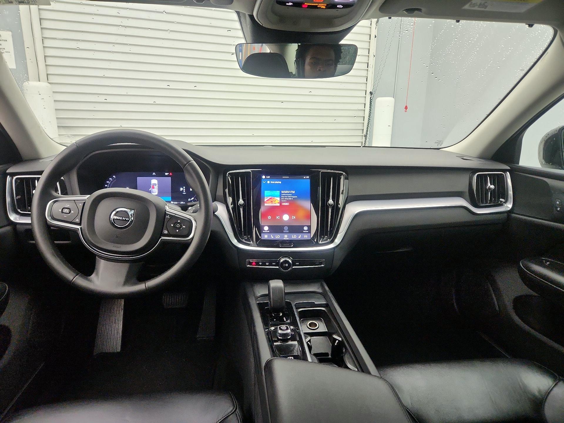 Thumbnail: 2024 Volvo S60 - 9