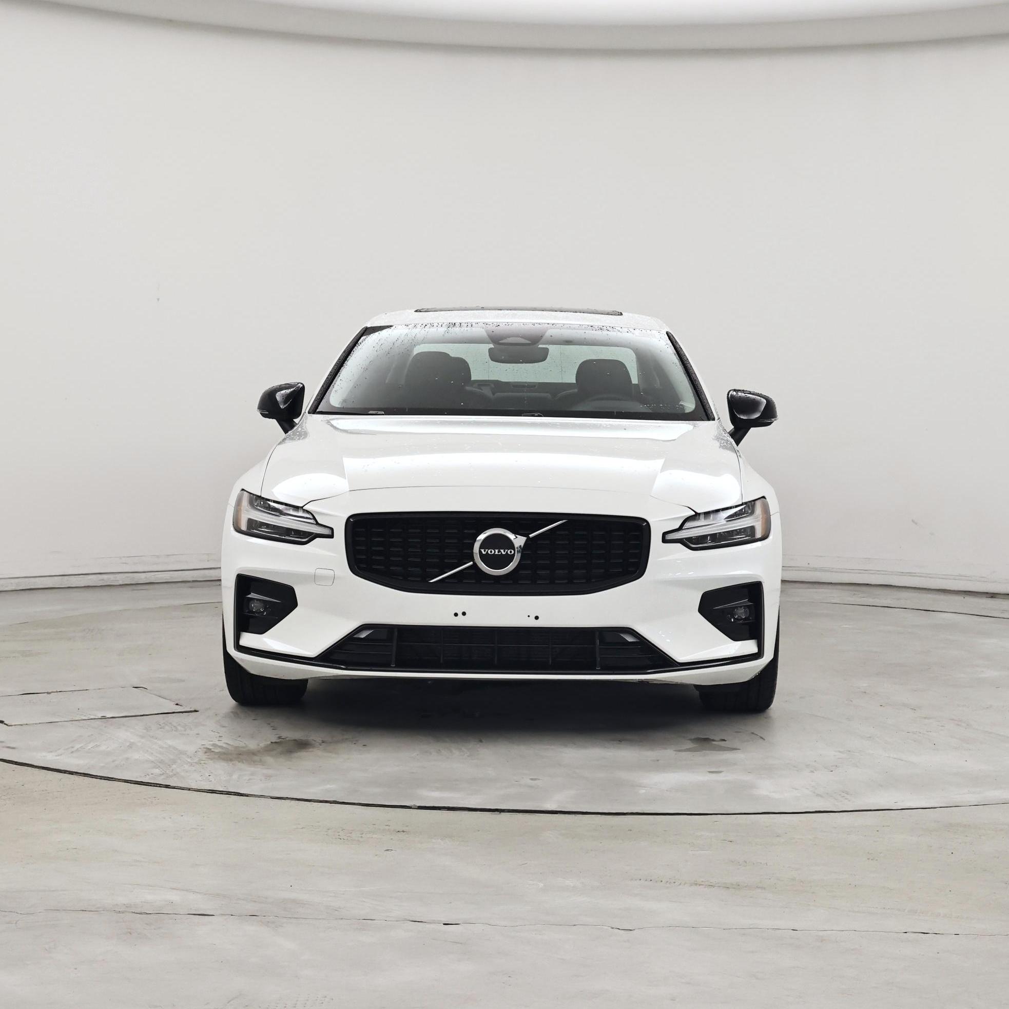 Thumbnail: 2024 Volvo S60 - 5