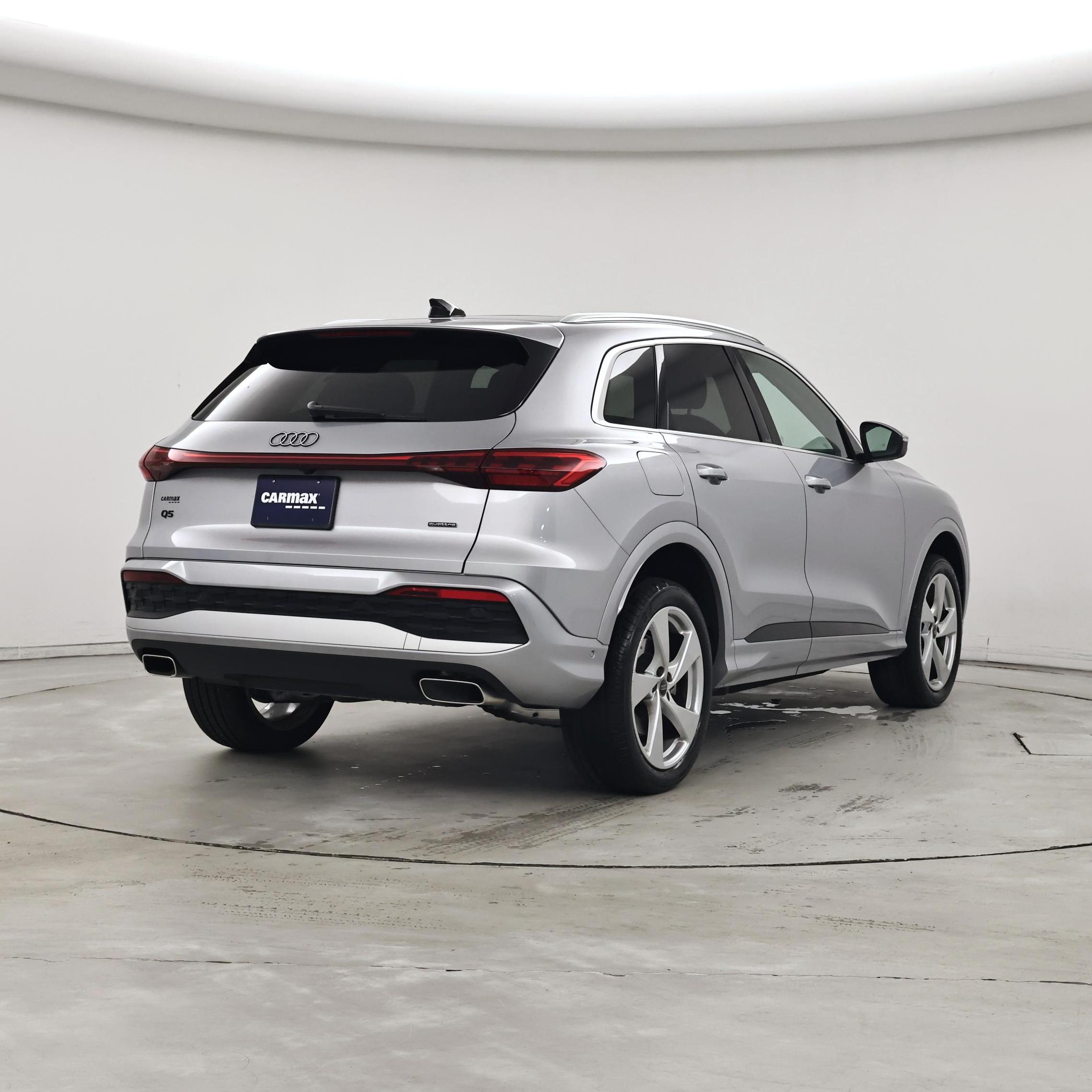 Thumbnail: 2025 Audi Q5 - 8