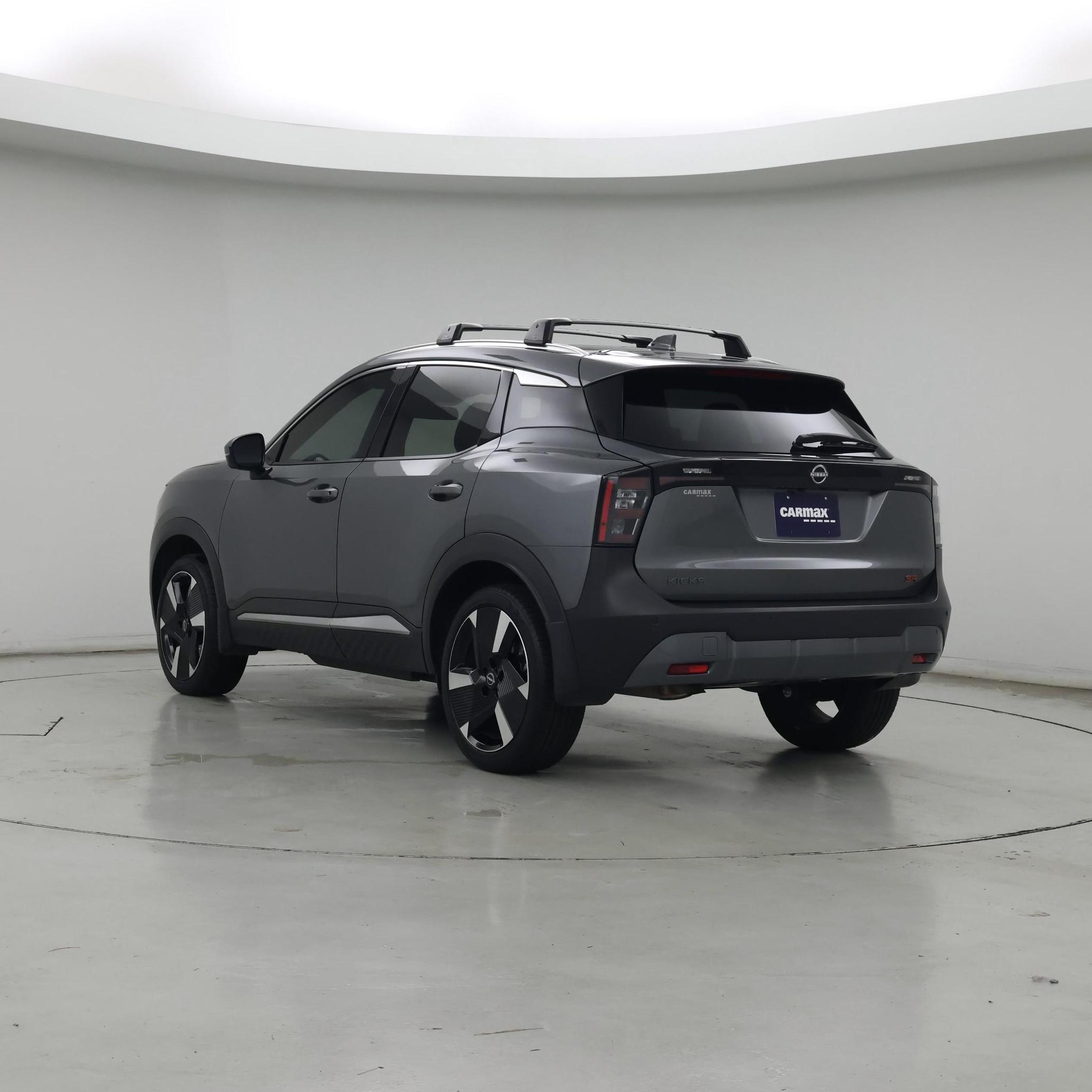 Thumbnail: 2025 Nissan Kicks - 2