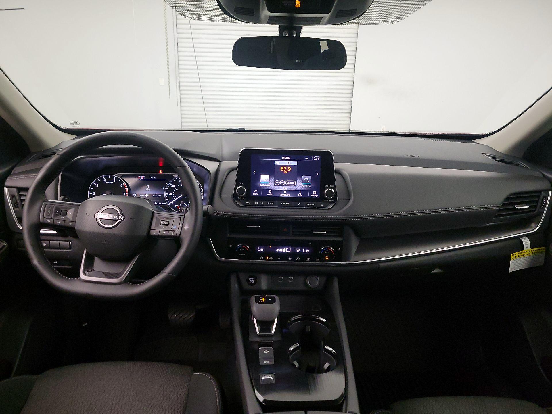Thumbnail: 2026 Nissan Rogue - 9