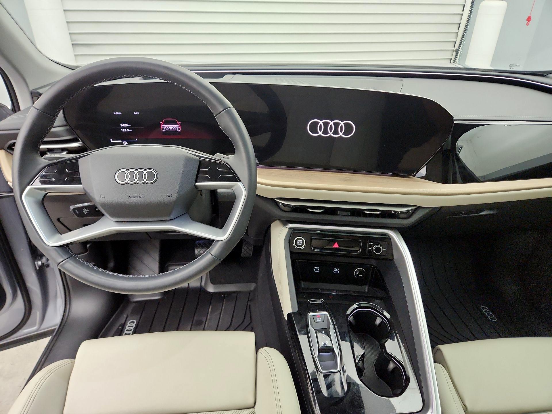 Thumbnail: 2025 Audi Q5 - 9