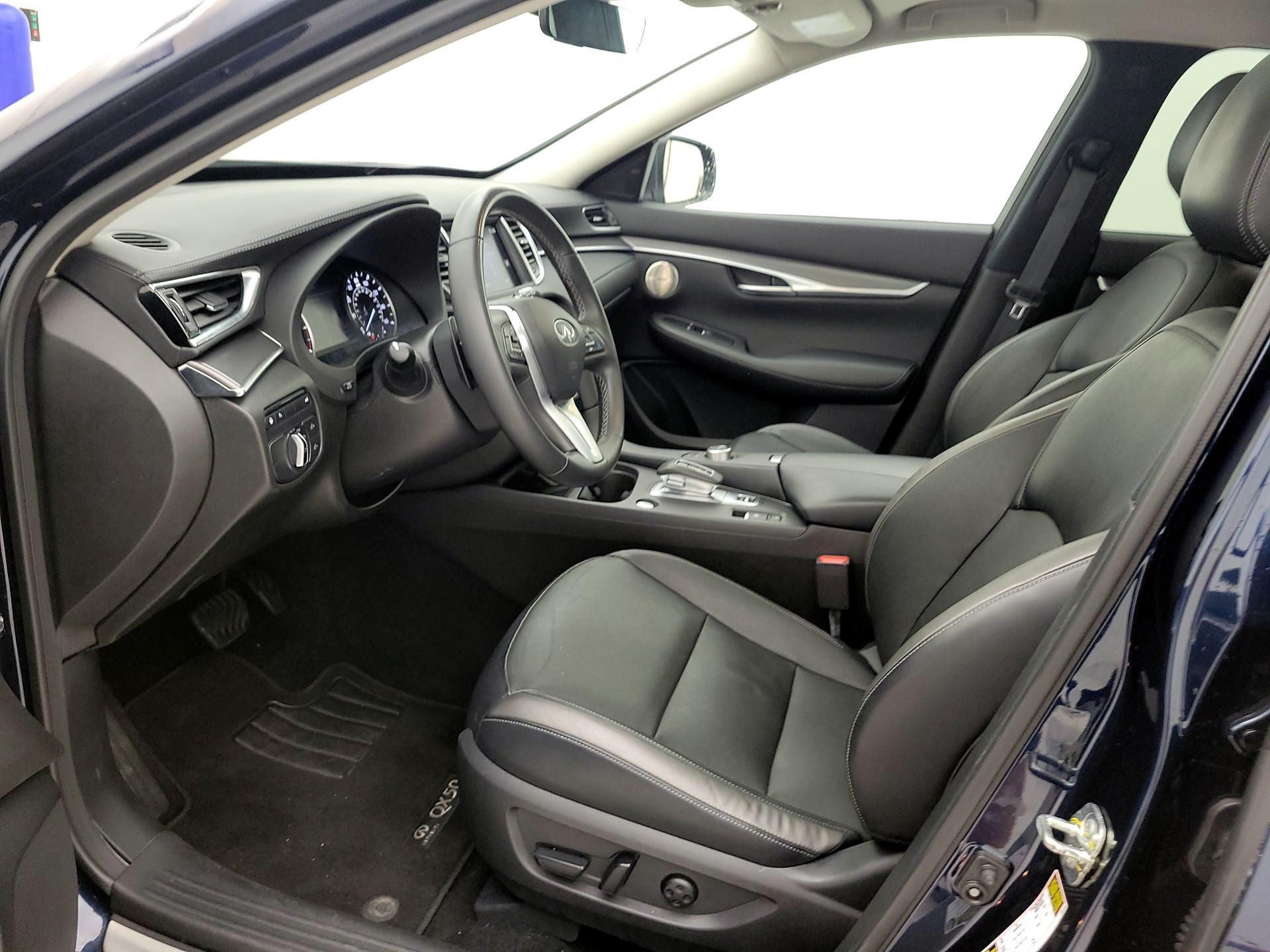Thumbnail: 2023 INFINITI QX50 - 11