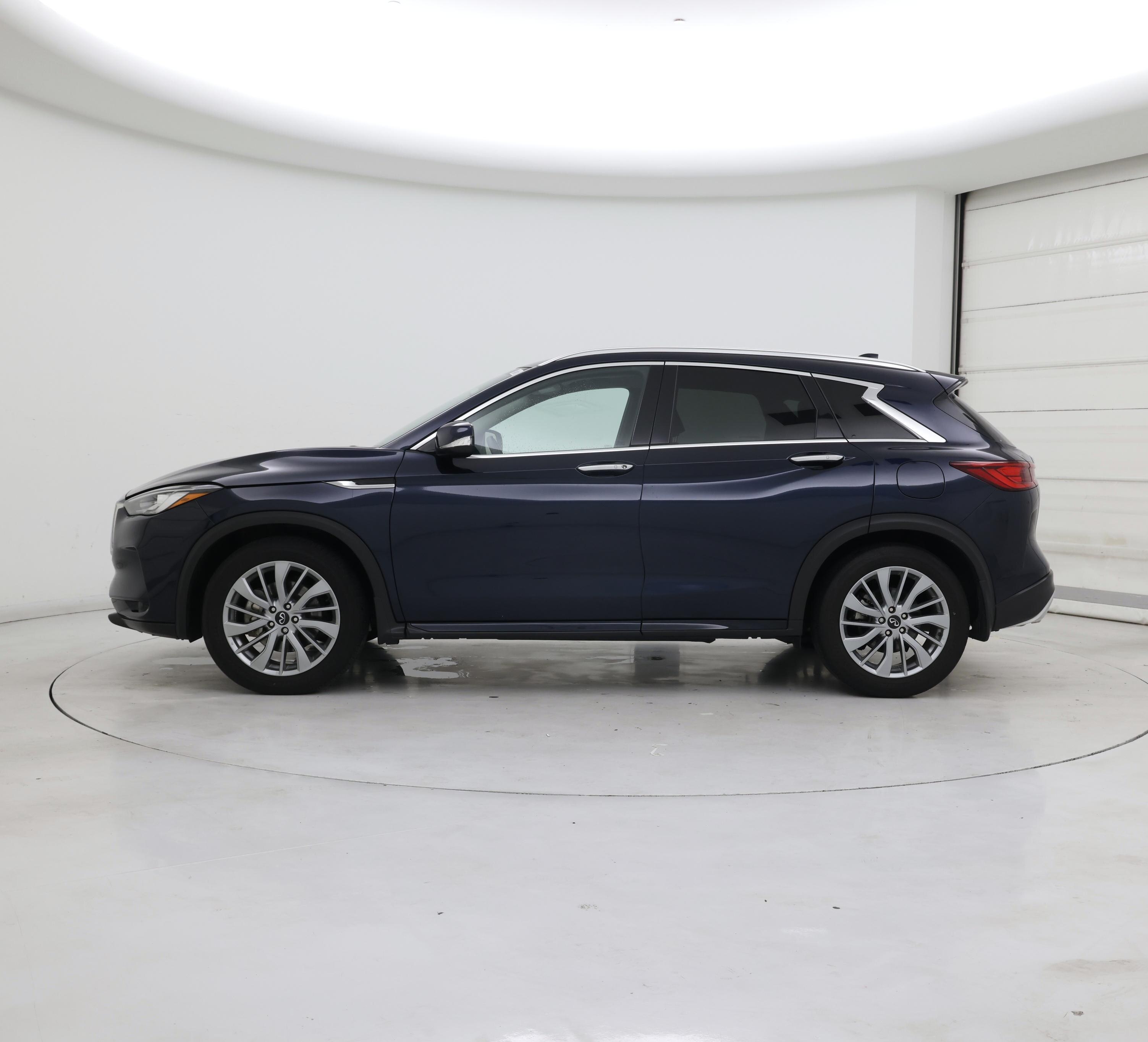 Thumbnail: 2023 INFINITI QX50 - 3