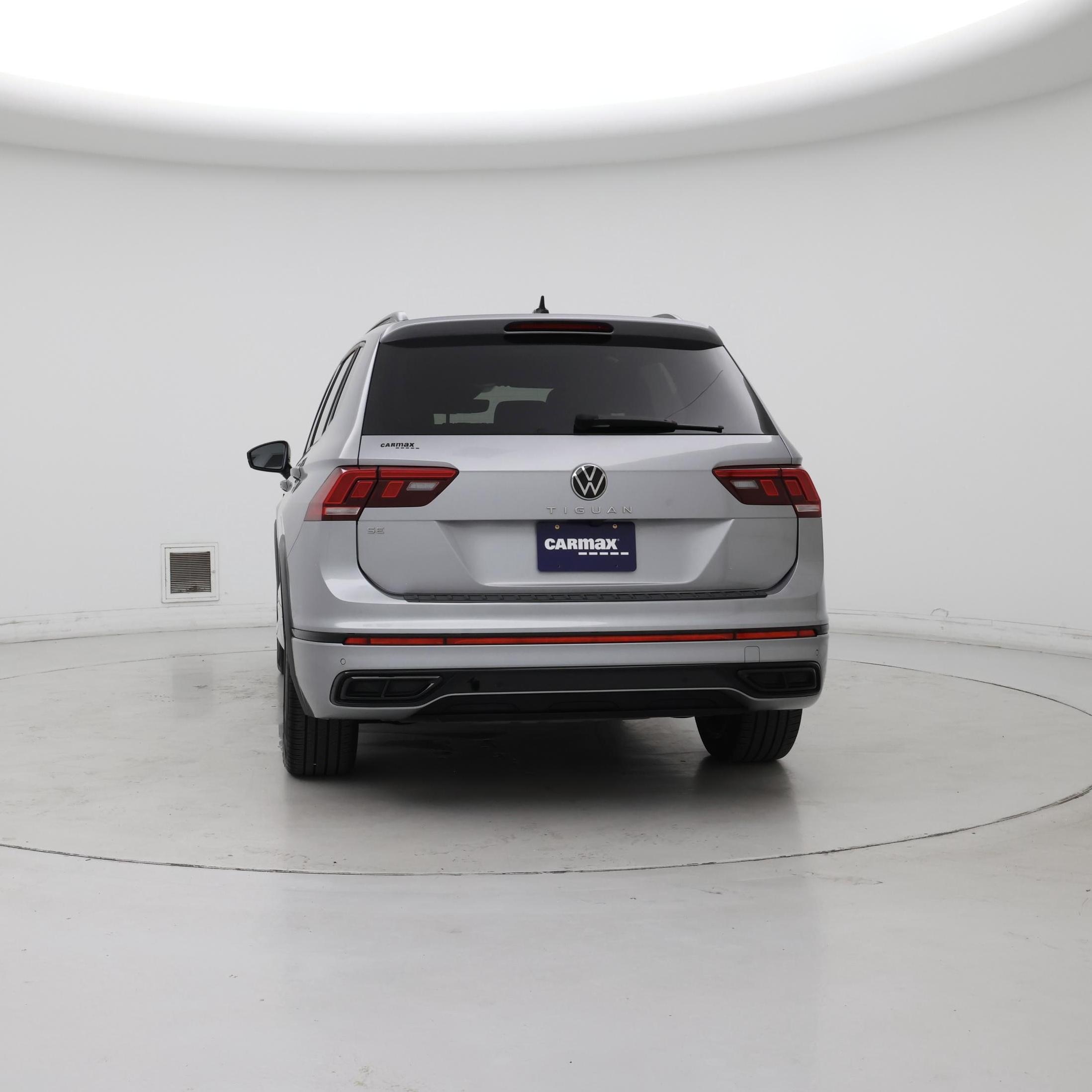 Thumbnail: 2023 Volkswagen Tiguan - 6