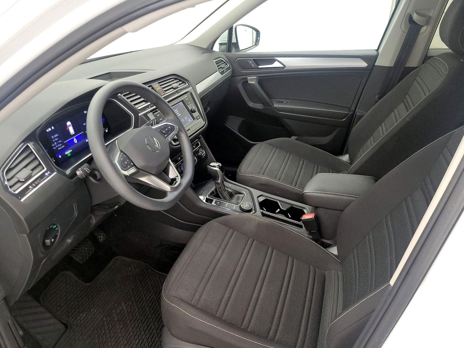 2022 Volkswagen Tiguan S - Photo 12