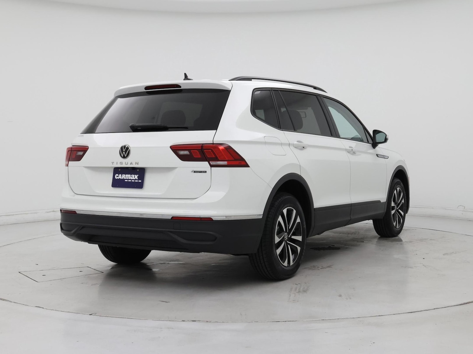 2022 Volkswagen Tiguan S - Photo 9