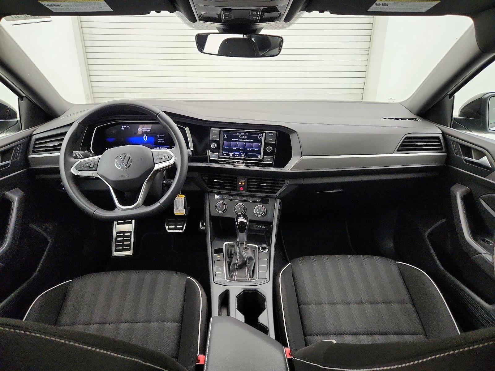 2024 Volkswagen Jetta Sport - Photo 10